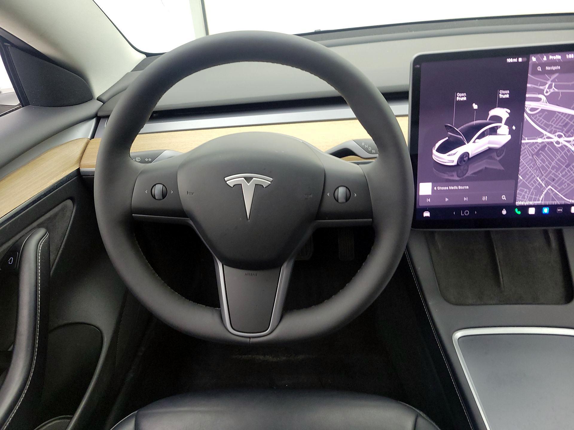 Thumbnail: 2022 Tesla Model 3 - 10