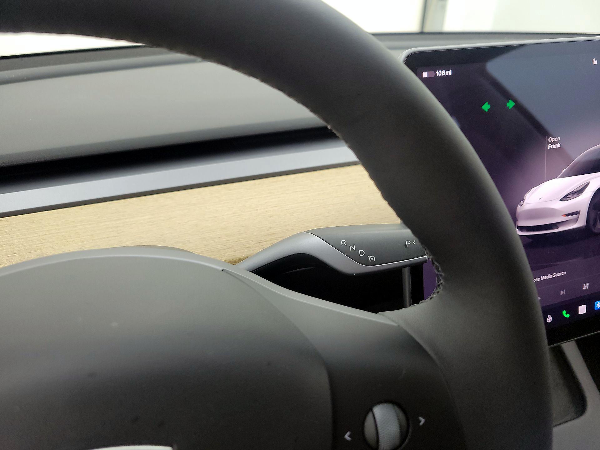 Thumbnail: 2022 Tesla Model 3 - 17