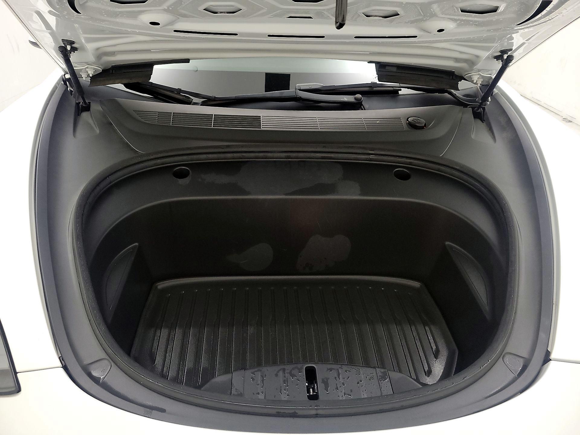 Thumbnail: 2022 Tesla Model 3 - 20