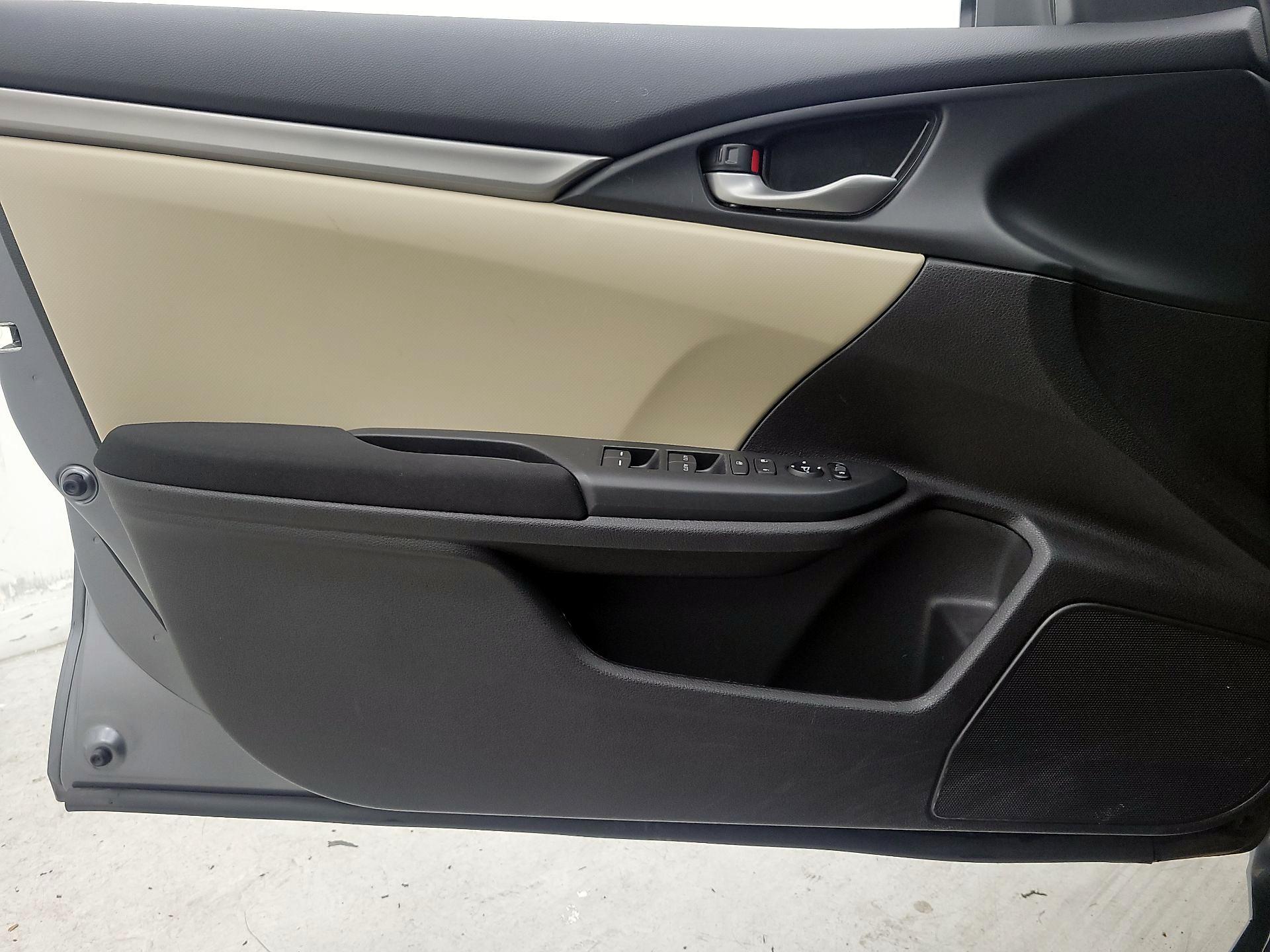 Thumbnail: 2018 Honda Civic - 12