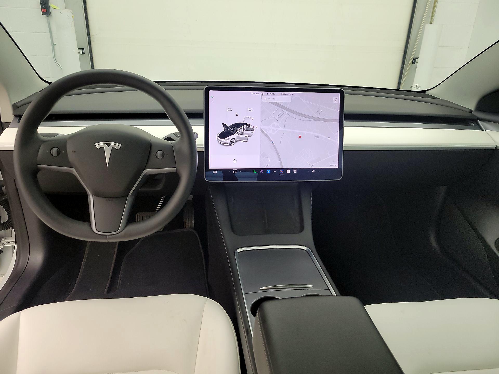 Thumbnail: 2022 Tesla Model 3 - 9