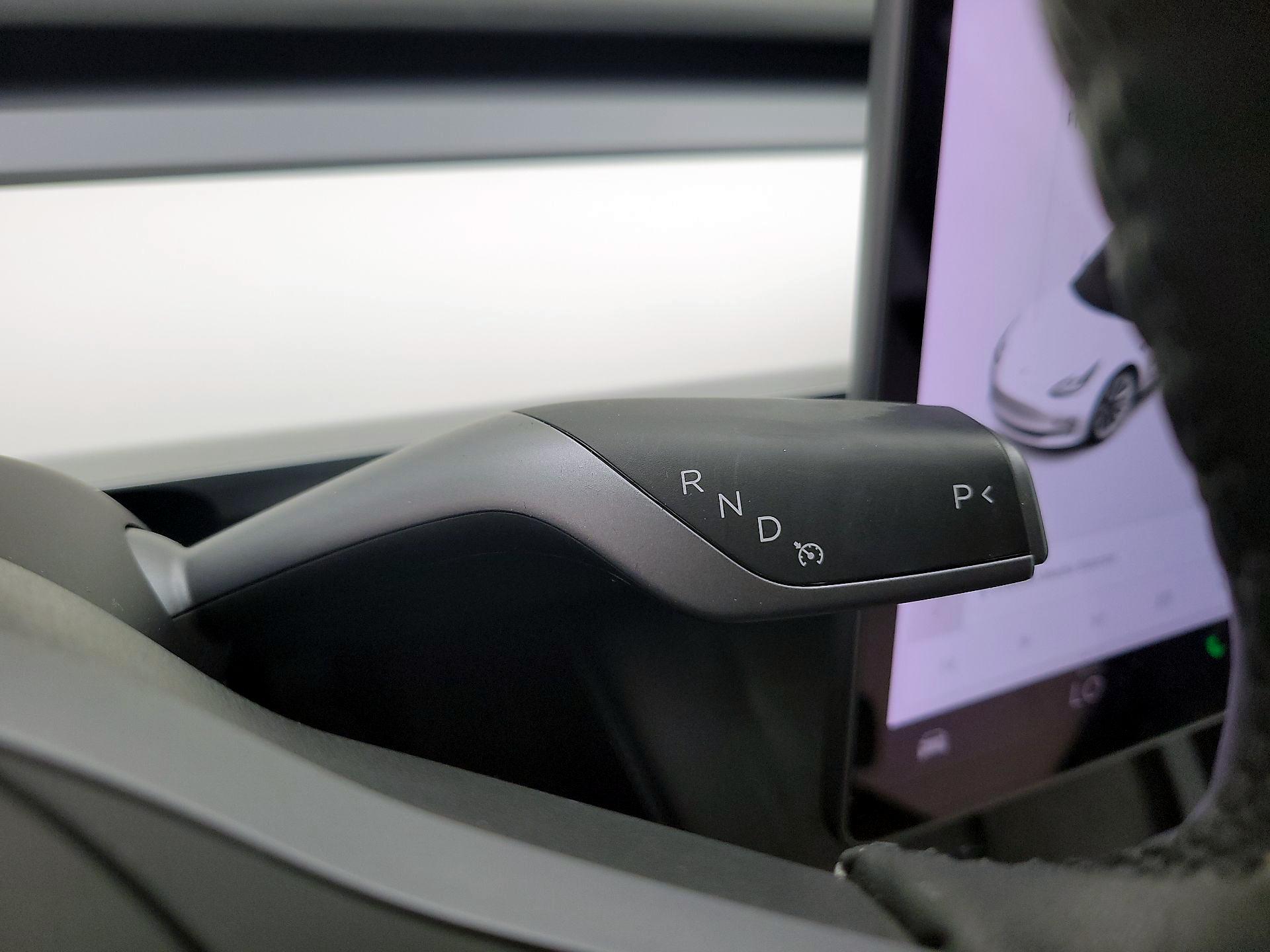 Thumbnail: 2022 Tesla Model 3 - 17