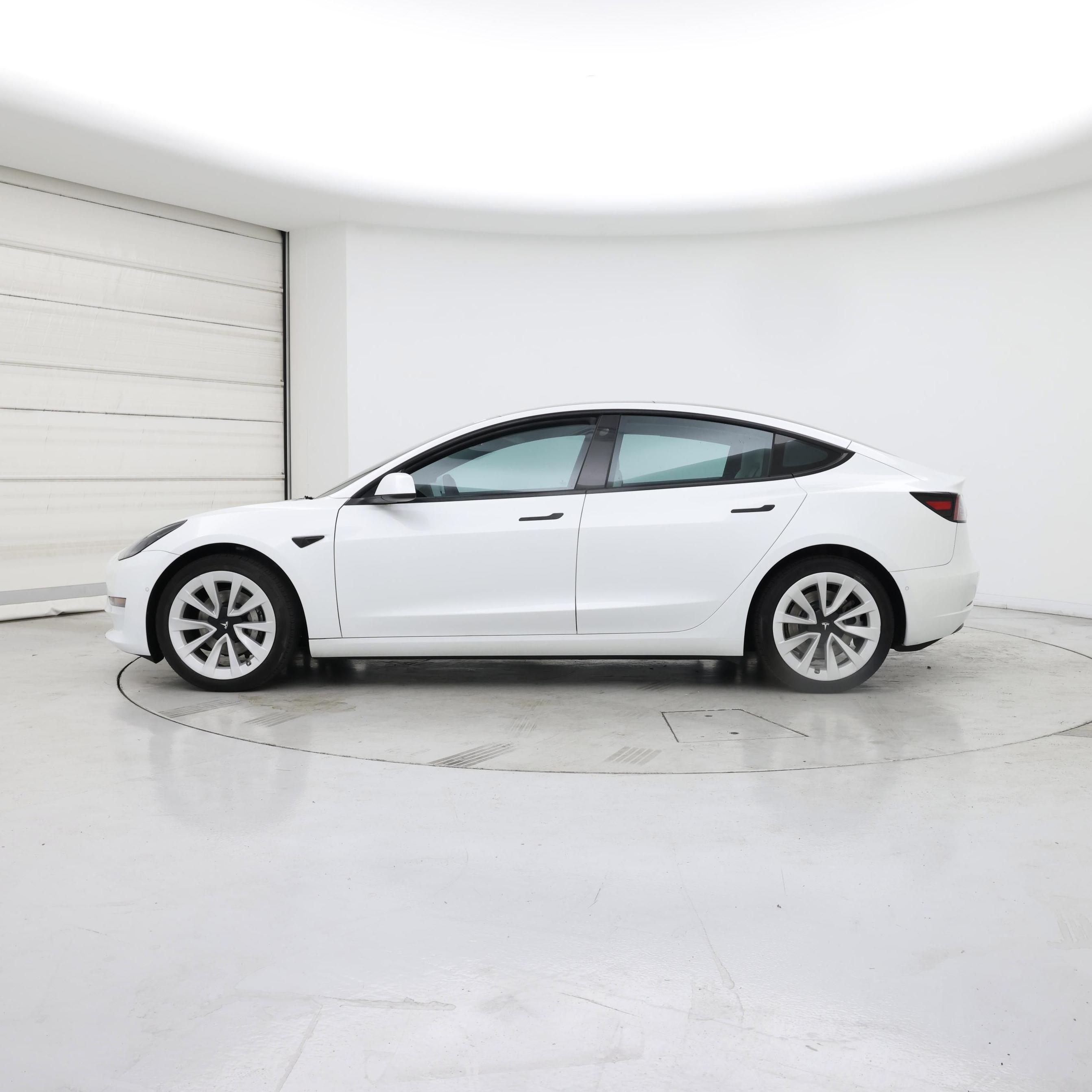 Thumbnail: 2022 Tesla Model 3 - 3