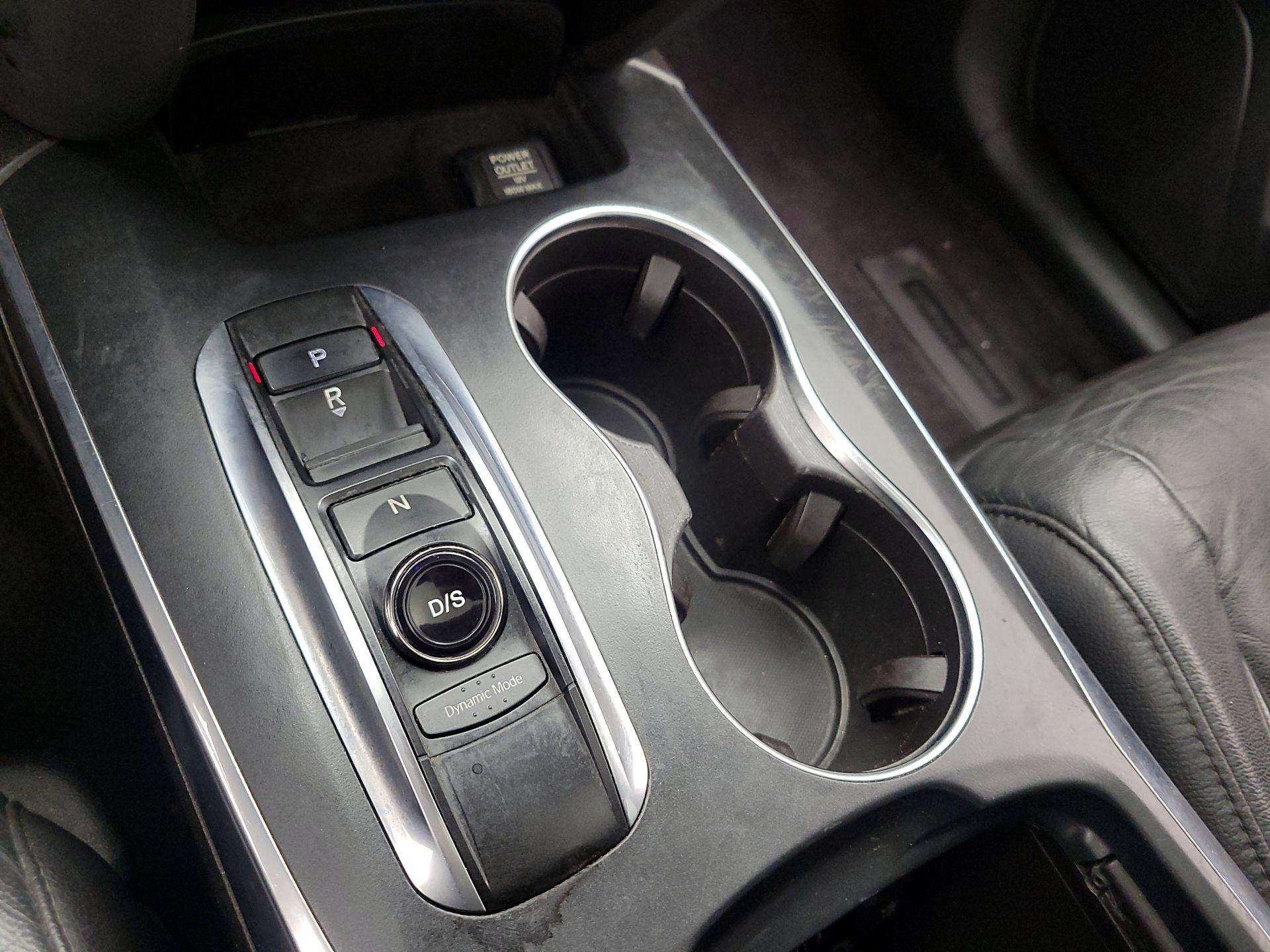 Thumbnail: 2017 Acura MDX - 17