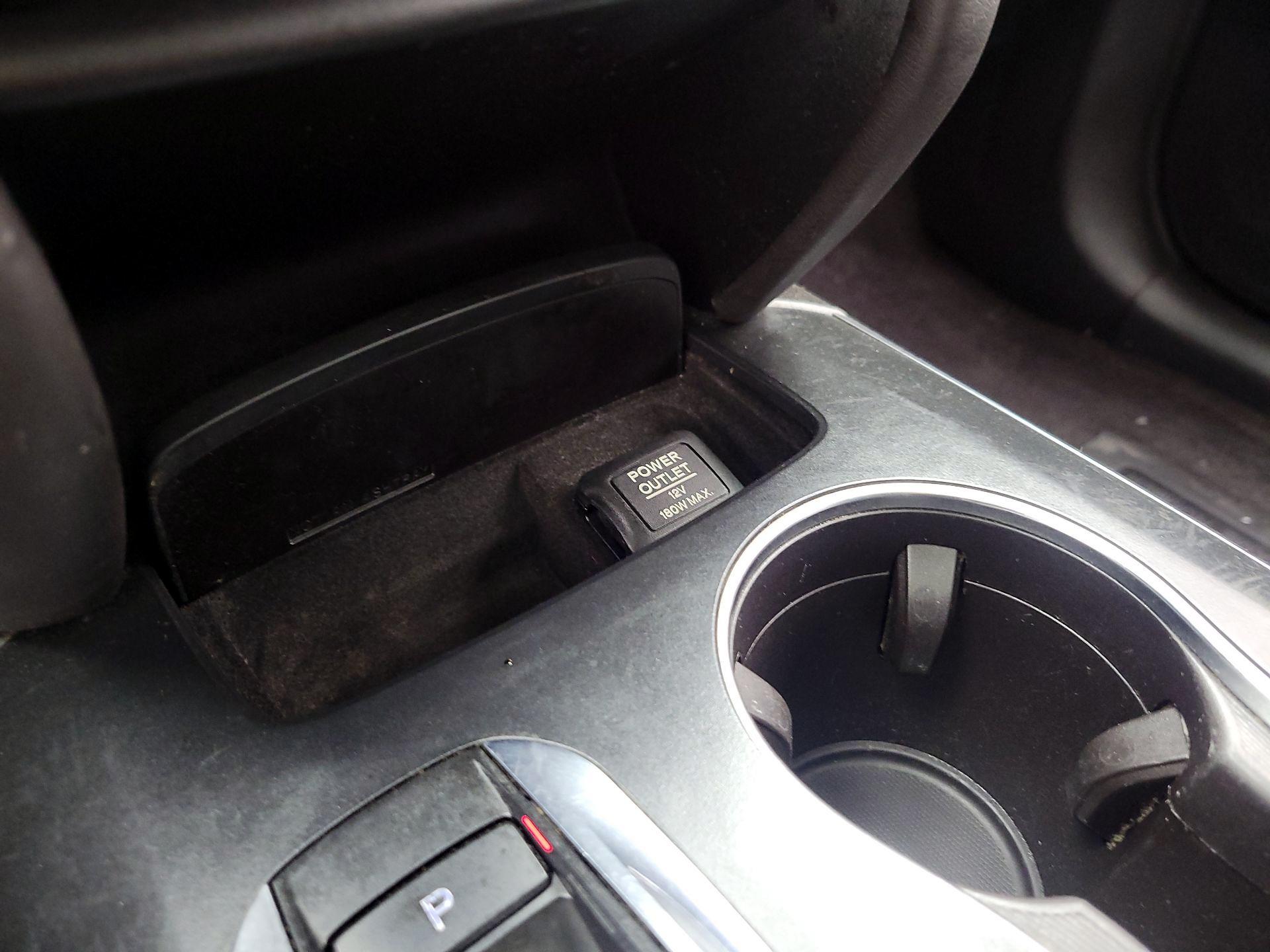 Thumbnail: 2017 Acura MDX - 18