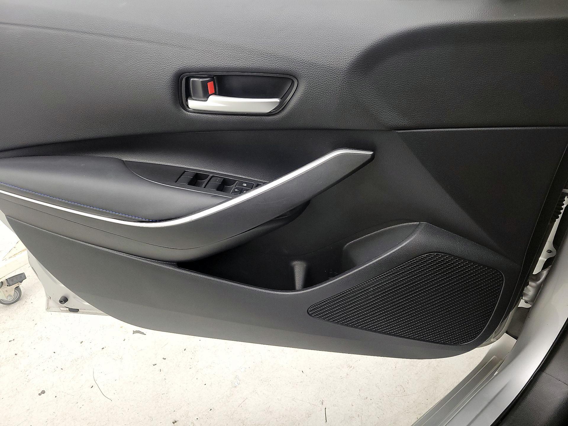 Thumbnail: 2022 Toyota Corolla - 12