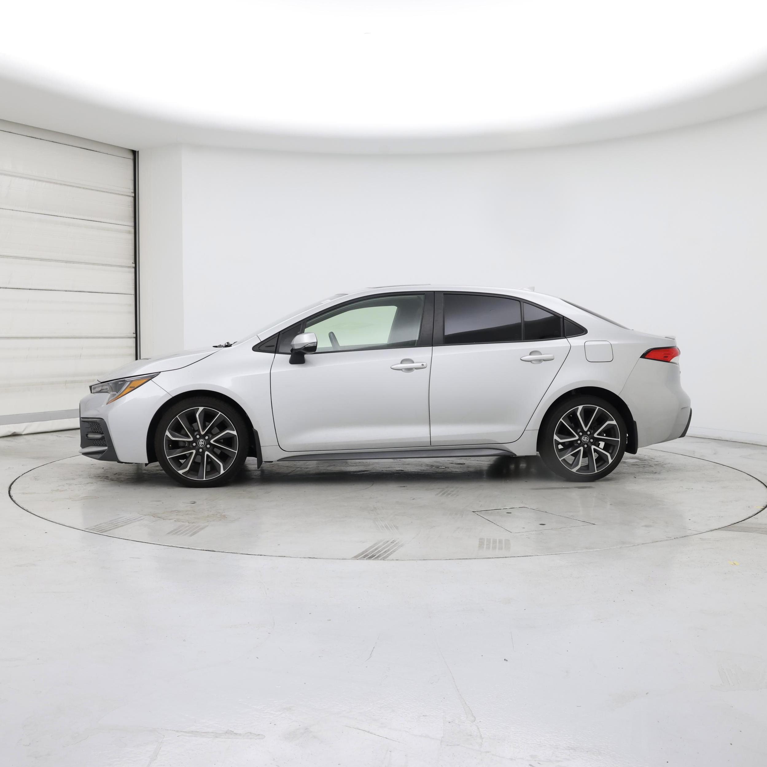 Thumbnail: 2022 Toyota Corolla - 3