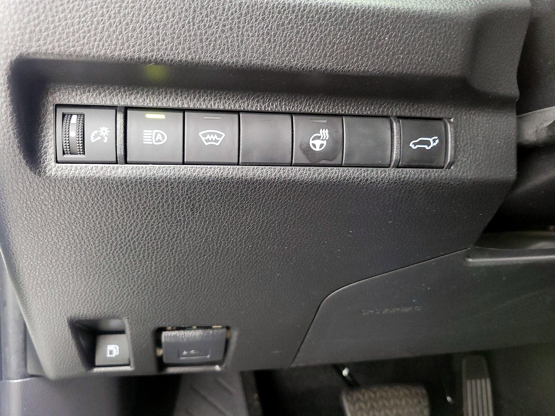 Thumbnail: 2023 Toyota RAV4 - 13