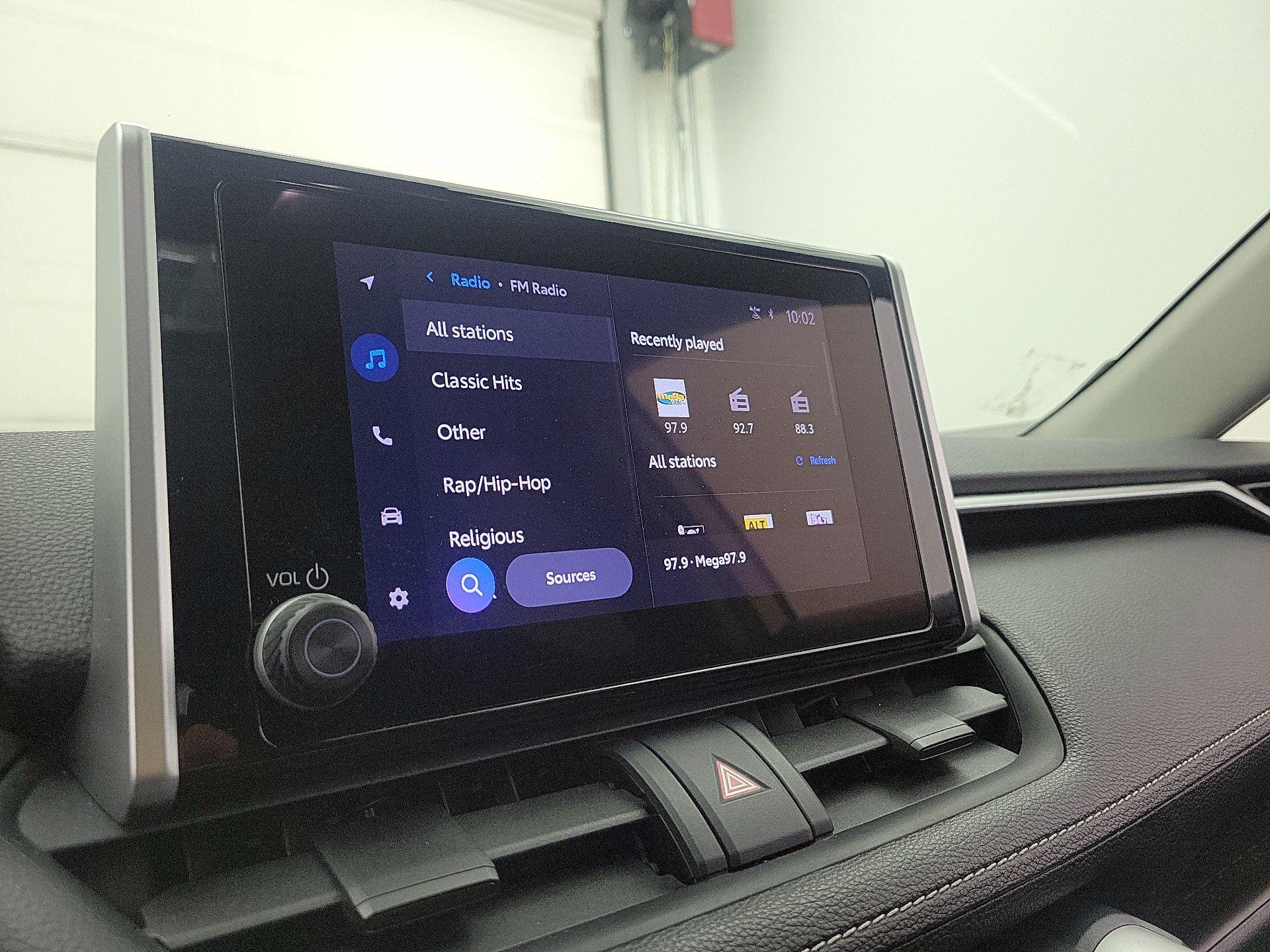 Thumbnail: 2023 Toyota RAV4 - 15