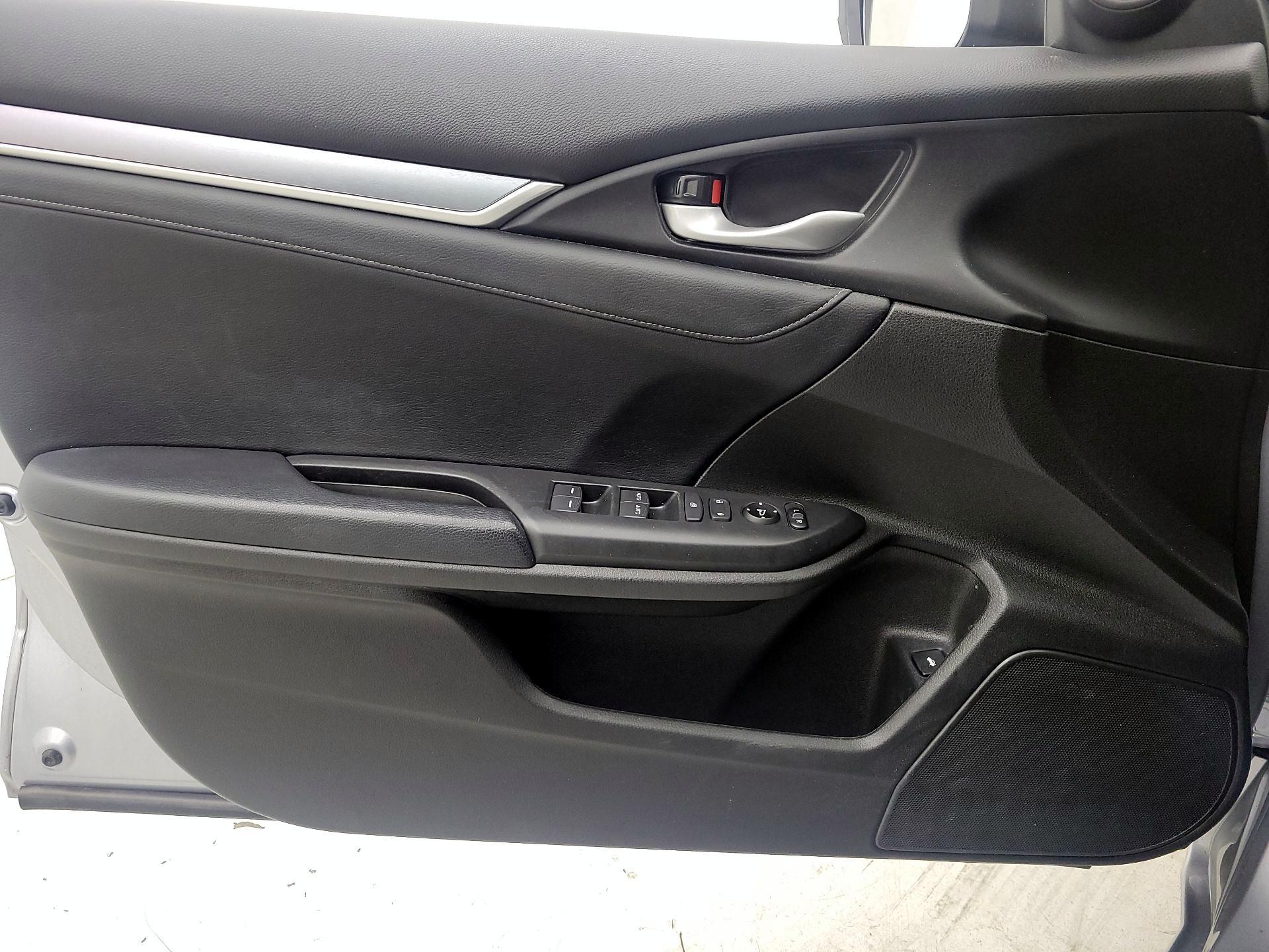 Thumbnail: 2018 Honda Civic - 12