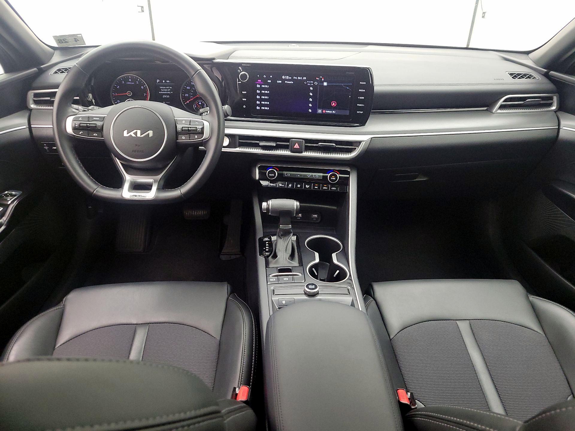 Thumbnail: 2023 Kia K5 - 9