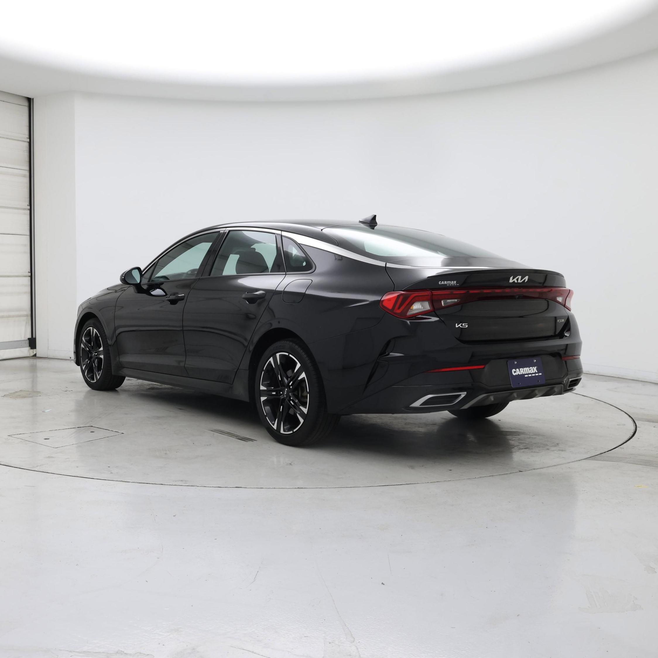 Thumbnail: 2023 Kia K5 - 2