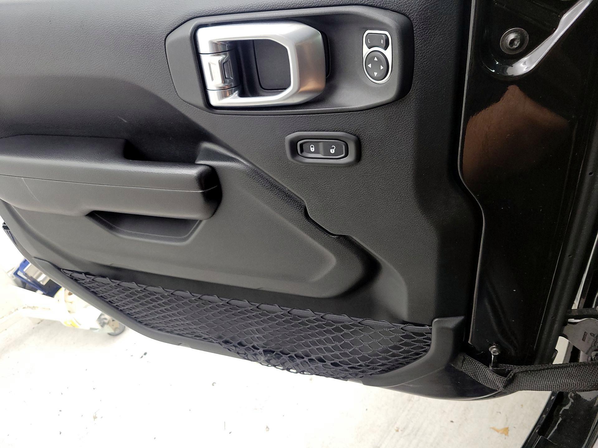 Thumbnail: 2020 Jeep Gladiator - 12