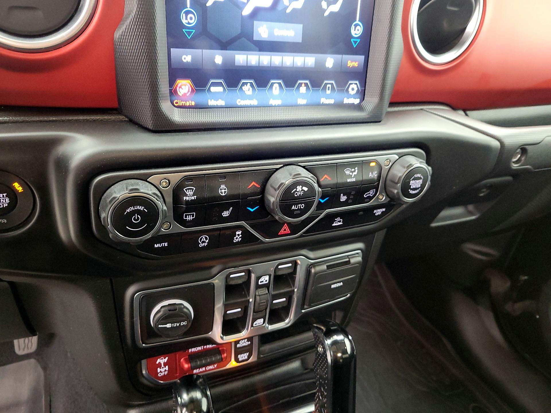 Thumbnail: 2020 Jeep Gladiator - 16