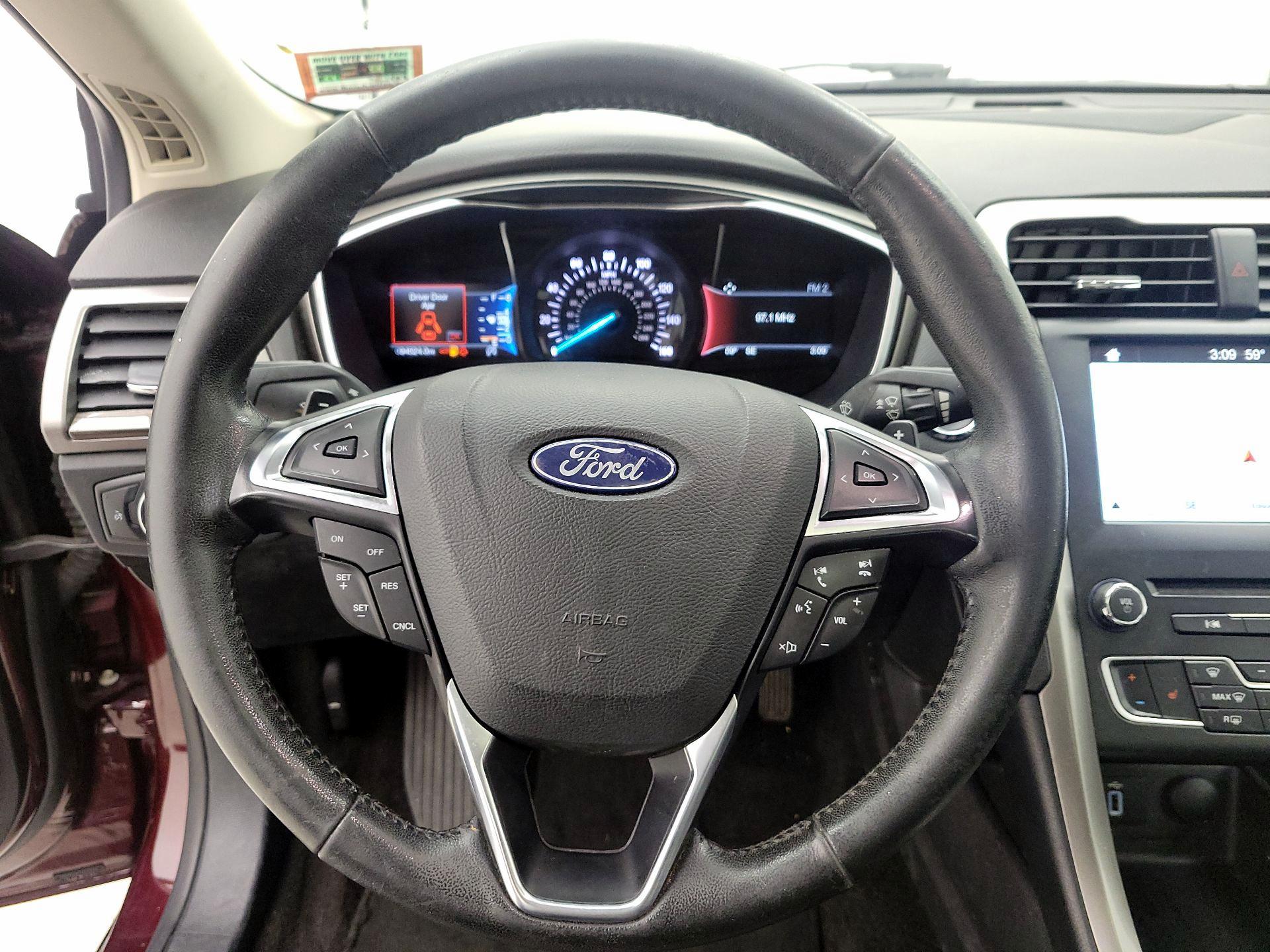 Thumbnail: 2018 Ford Fusion - 10