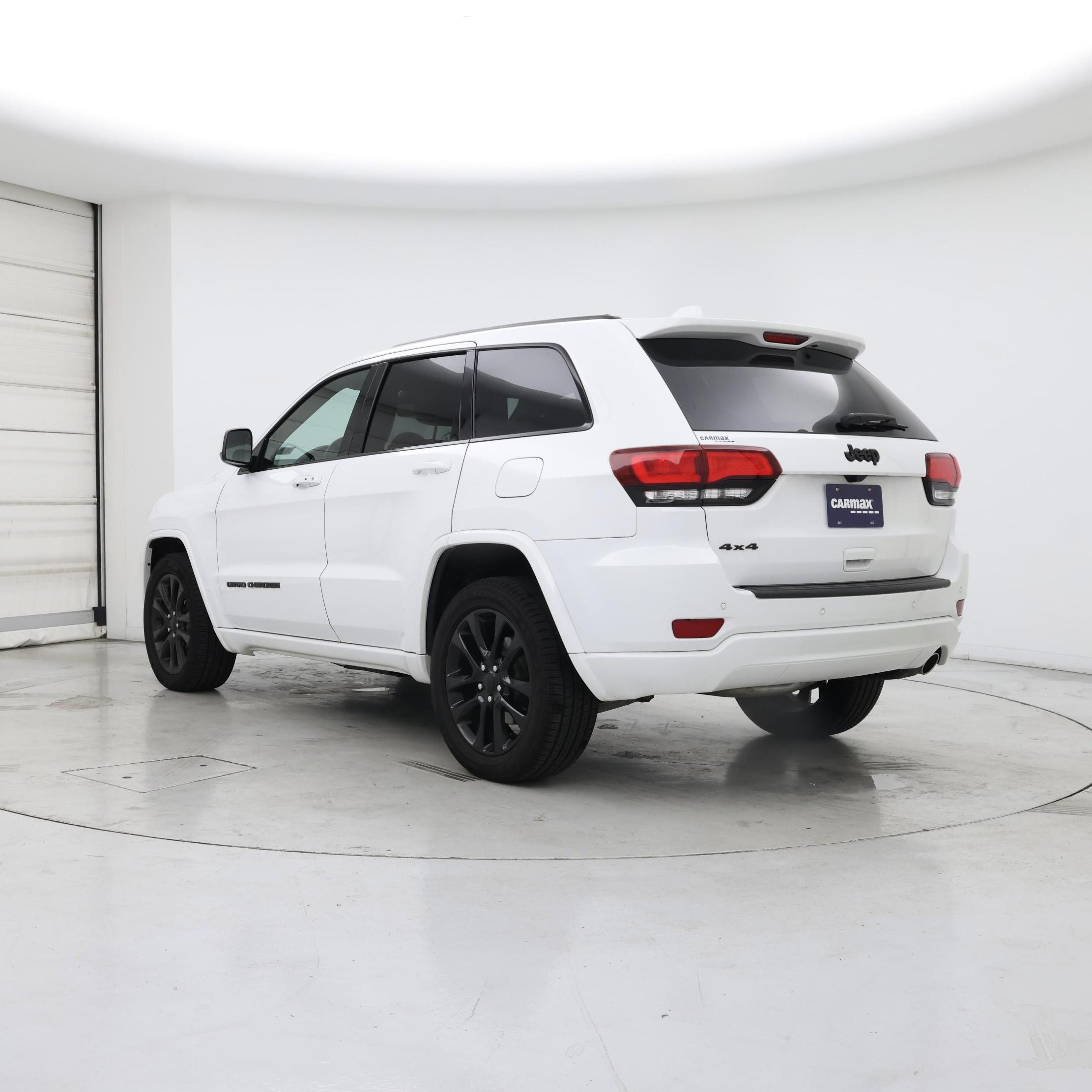 Thumbnail: 2020 Jeep Grand Cherokee - 2