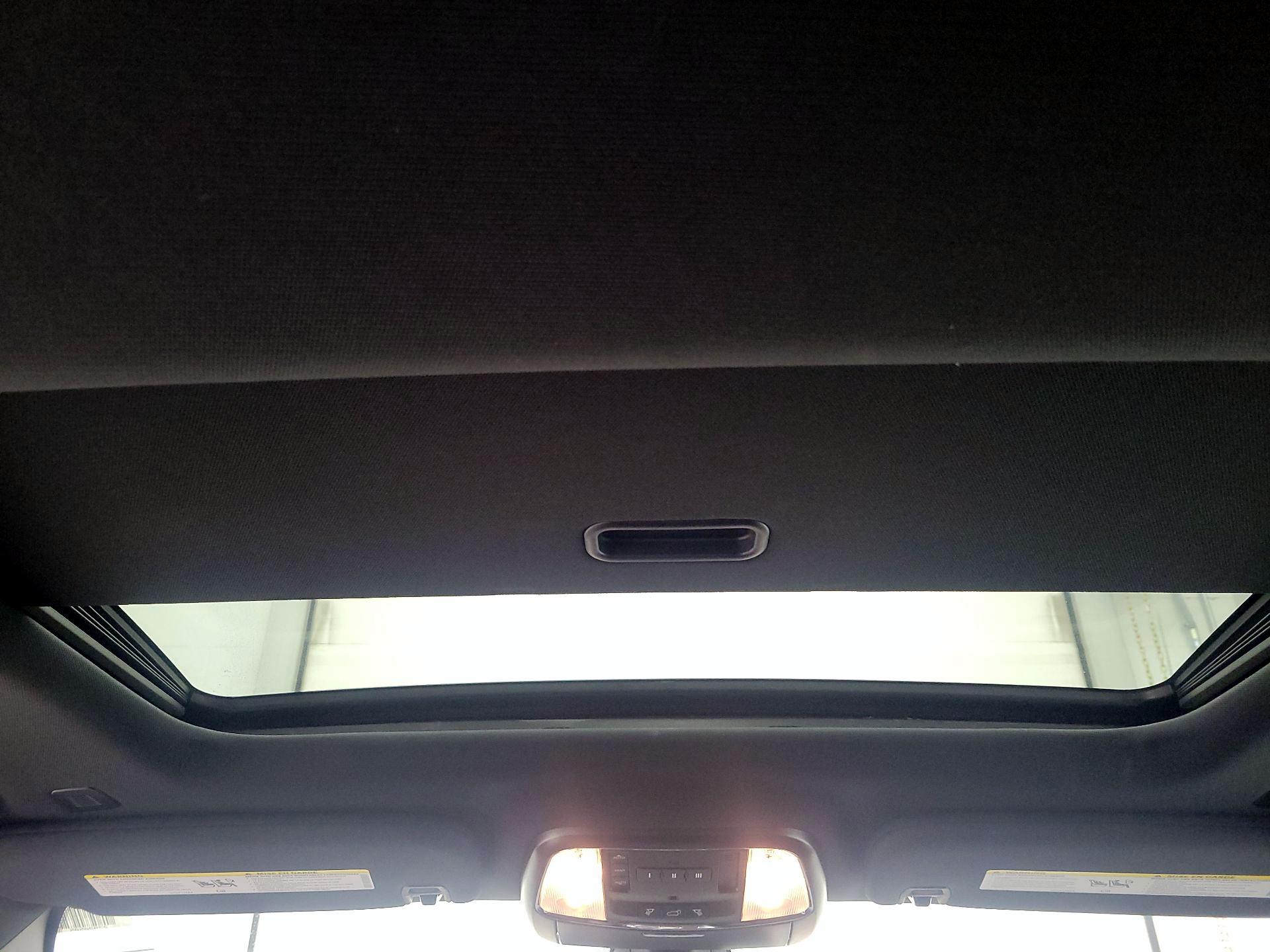 Thumbnail: 2020 Jeep Grand Cherokee - 19