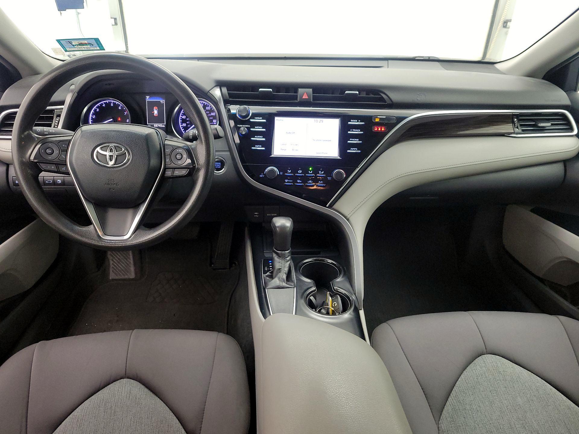 Thumbnail: 2018 Toyota Camry - 9