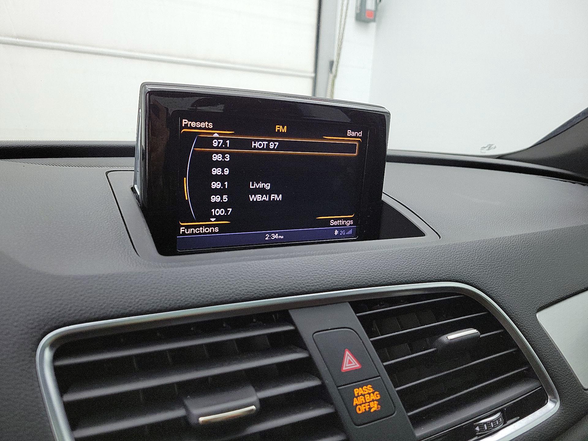 Thumbnail: 2018 Audi Q3 - 16