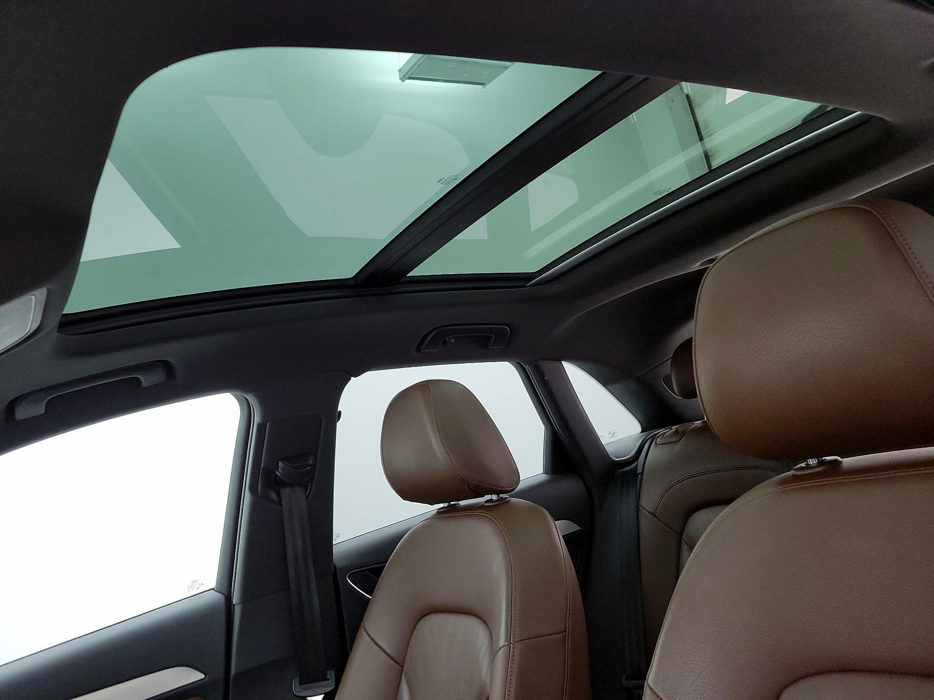 Thumbnail: 2018 Audi Q3 - 19