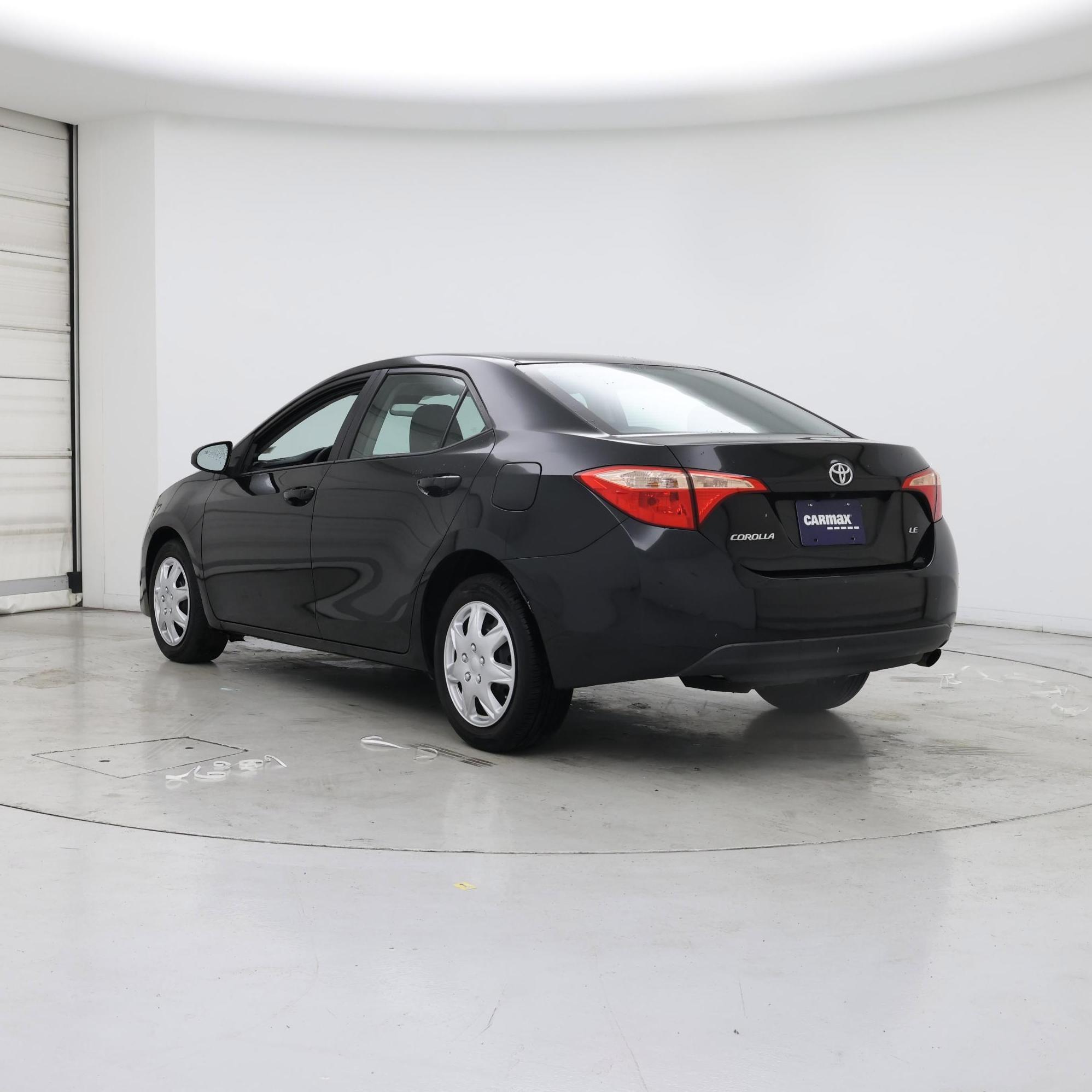 Thumbnail: 2017 Toyota Corolla - 2