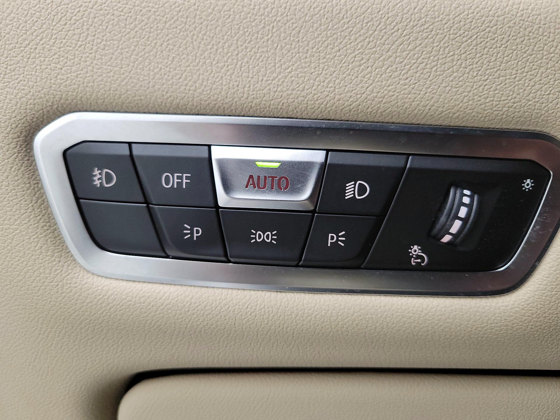 Thumbnail: 2020 BMW X5 - 13