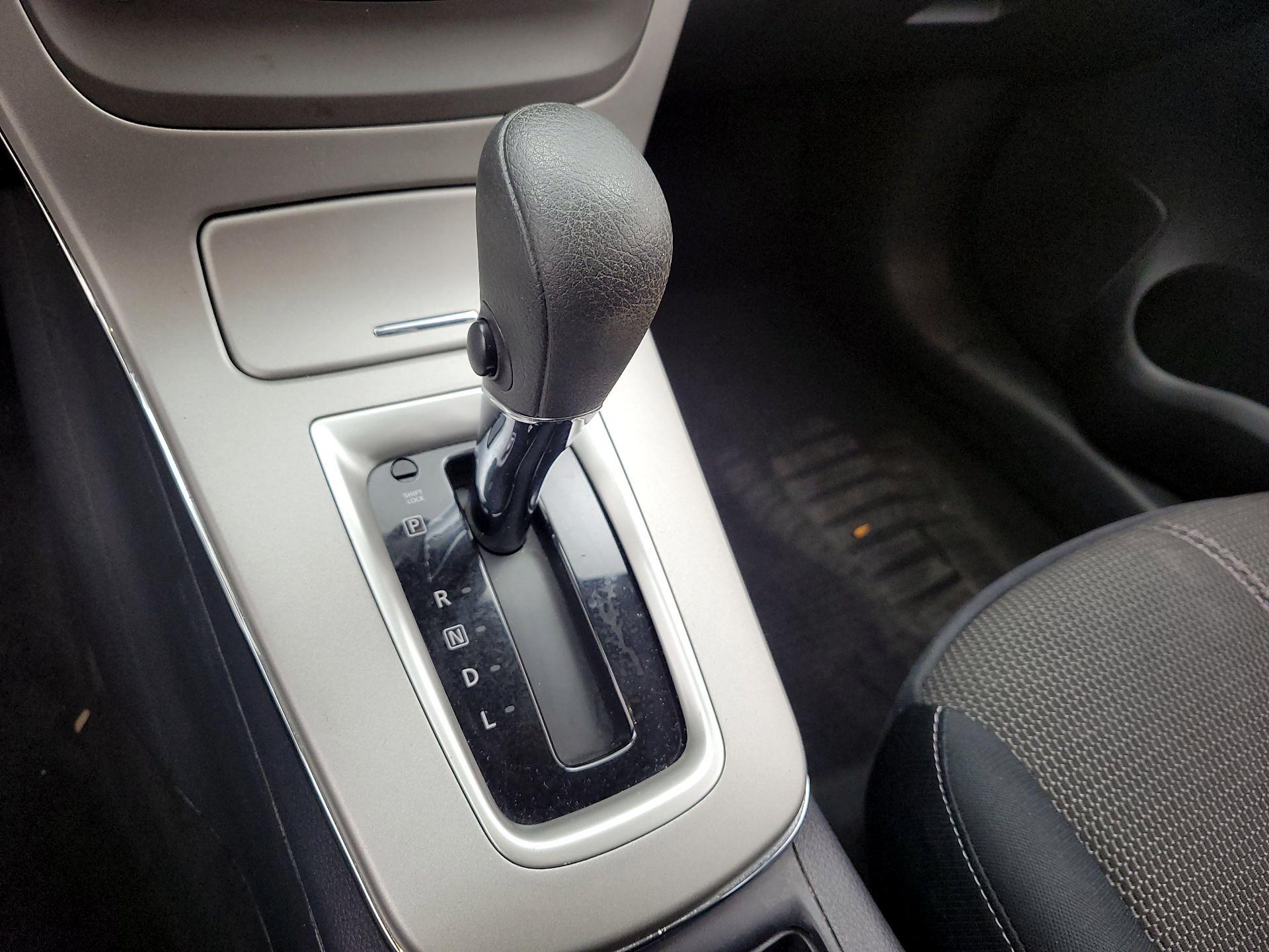 Thumbnail: 2014 Nissan Sentra - 16