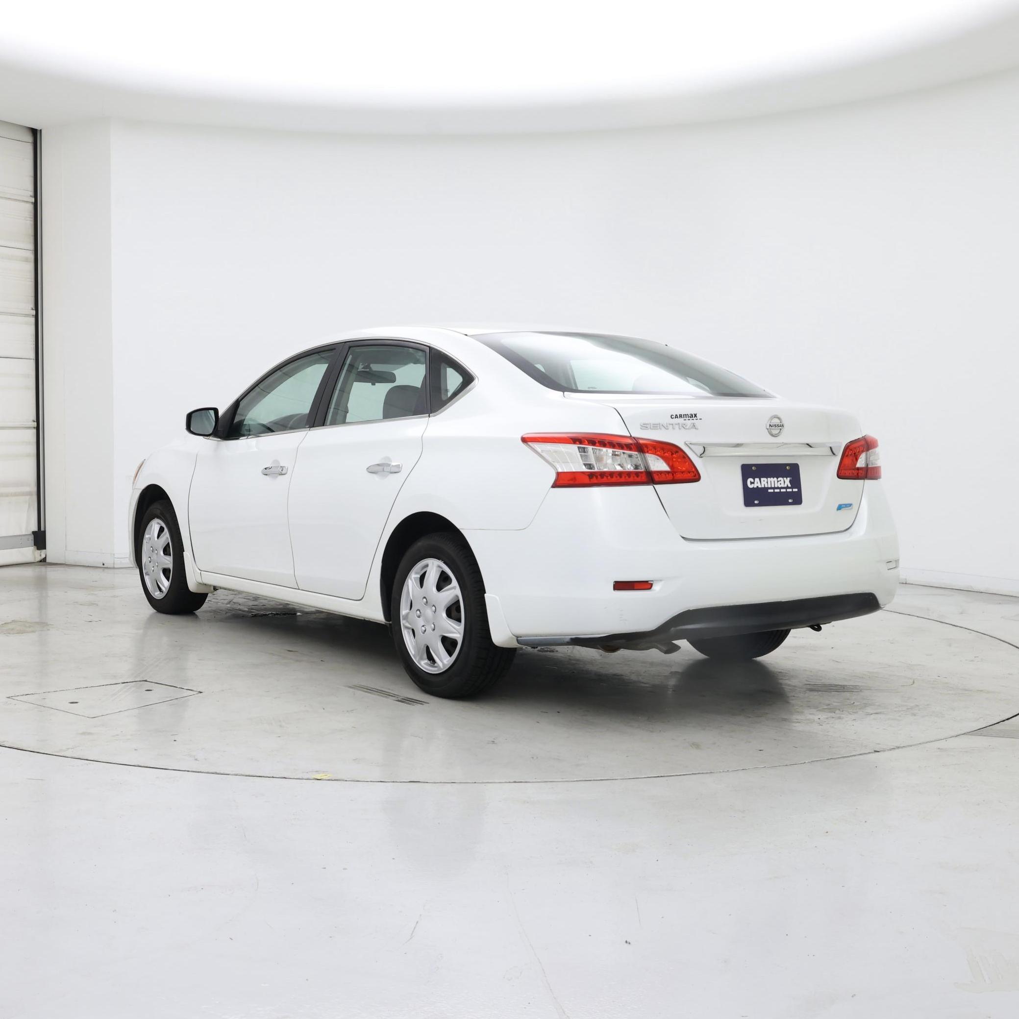 Thumbnail: 2014 Nissan Sentra - 2