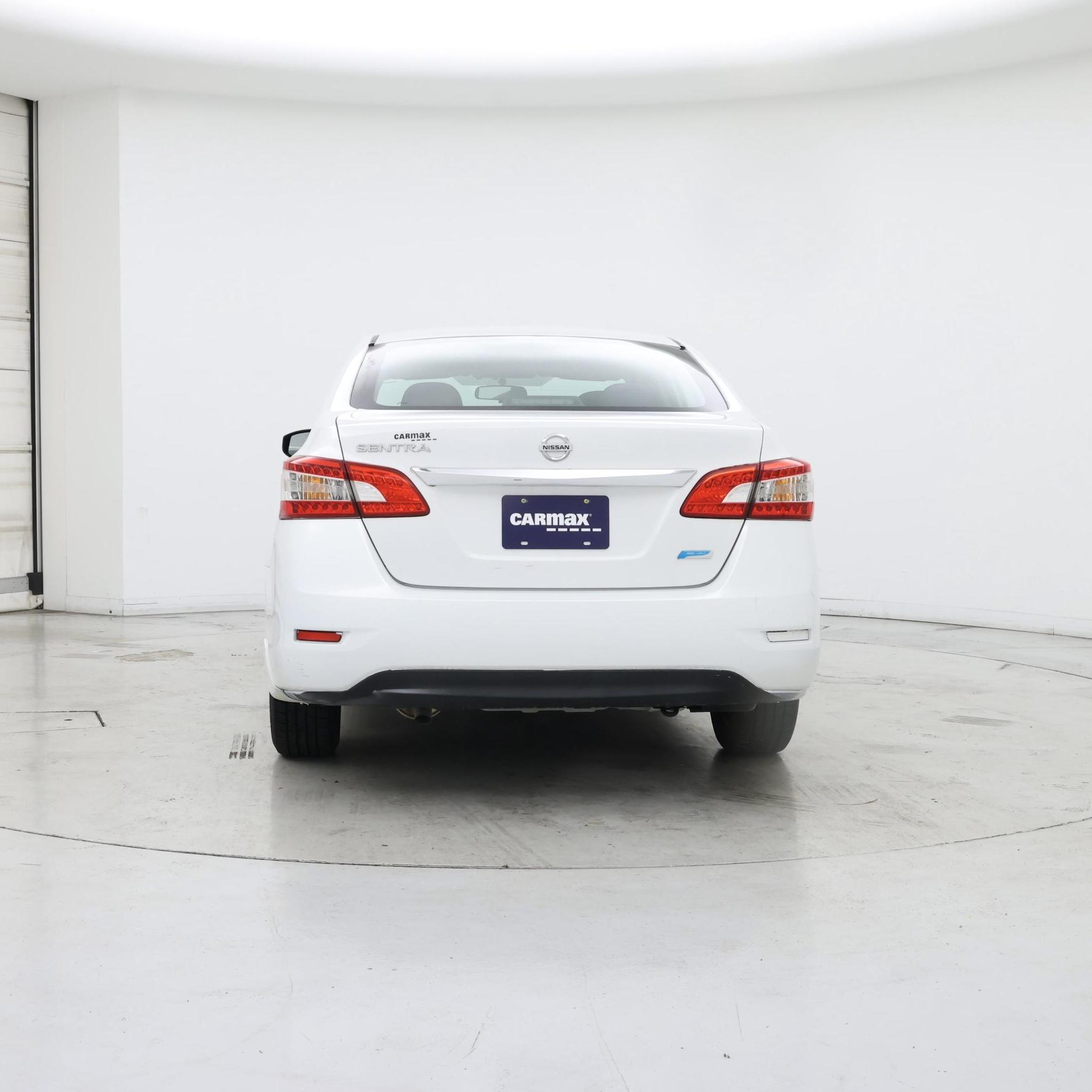 Thumbnail: 2014 Nissan Sentra - 6