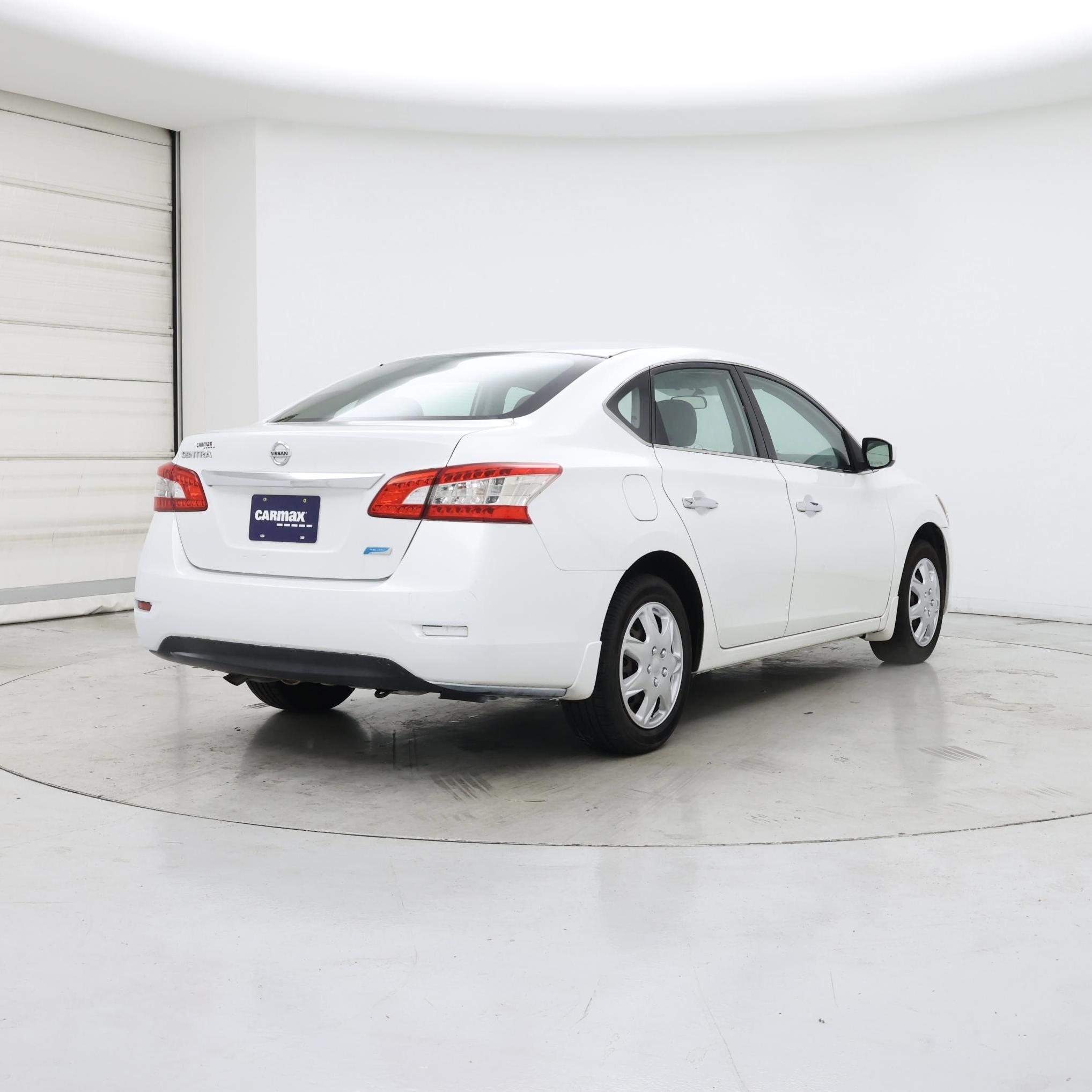 Thumbnail: 2014 Nissan Sentra - 8