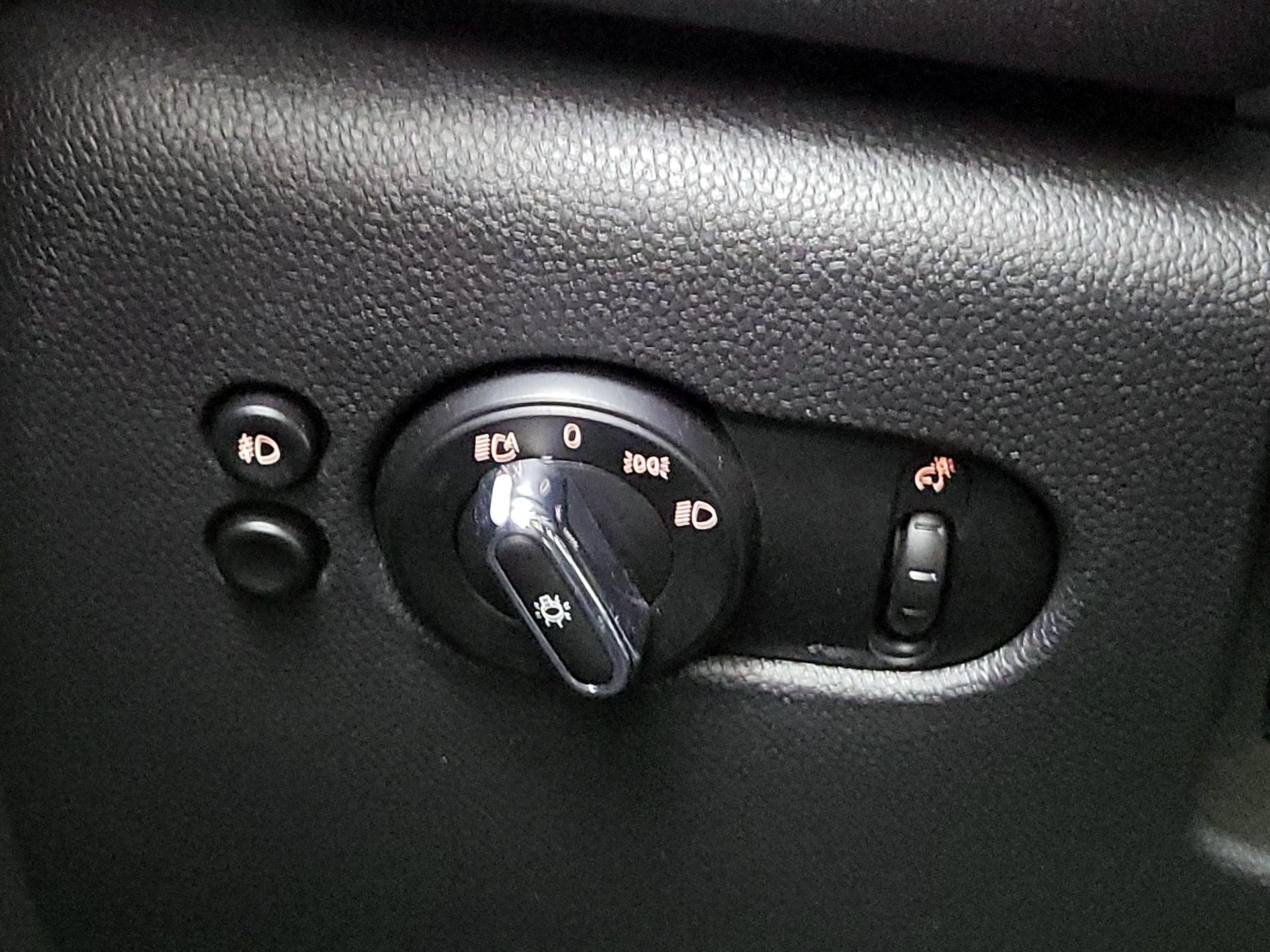 Thumbnail: 2018 MINI Cooper - 13