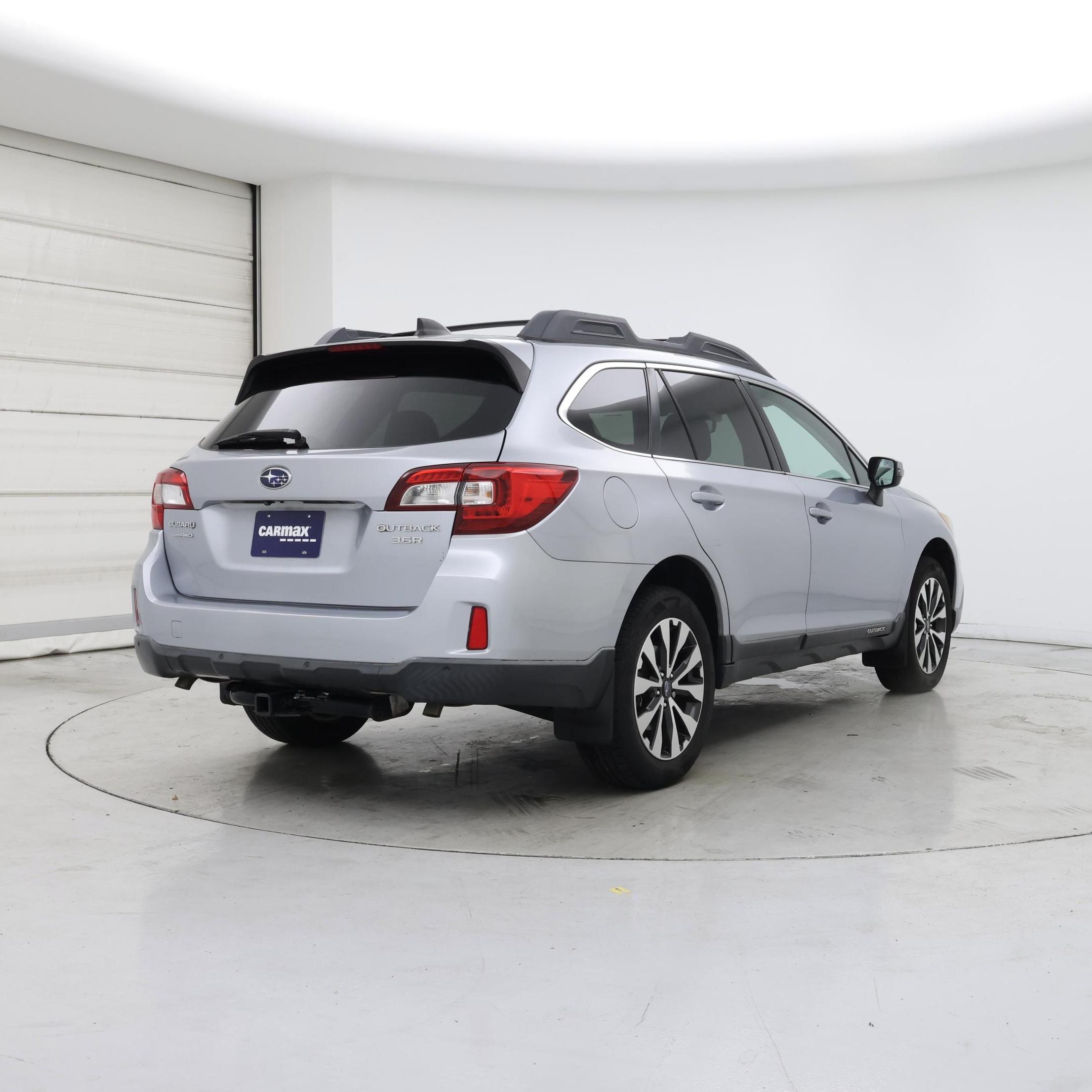 Thumbnail: 2017 Subaru Outback - 8