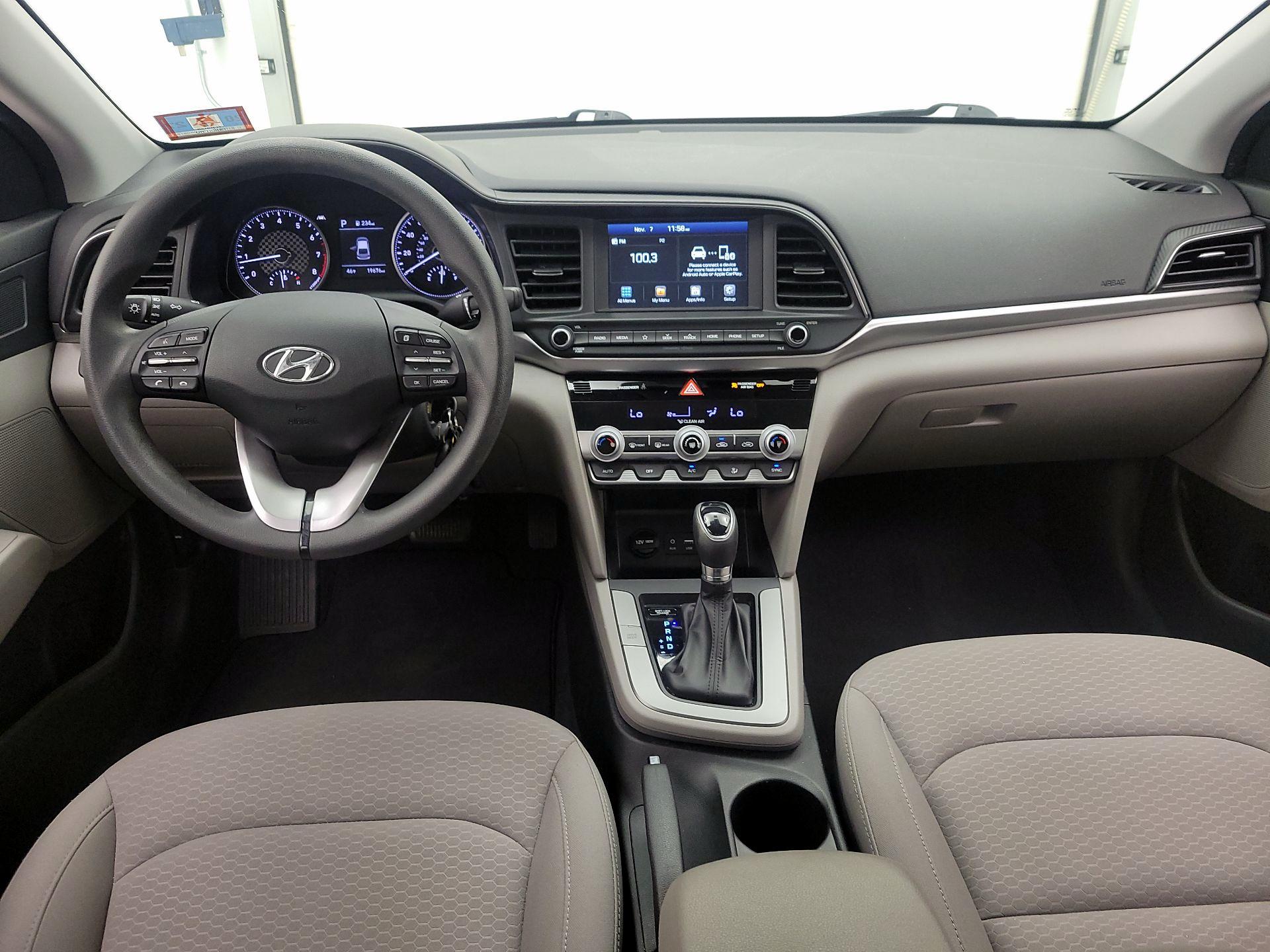 Thumbnail: 2020 Hyundai Elantra - 9