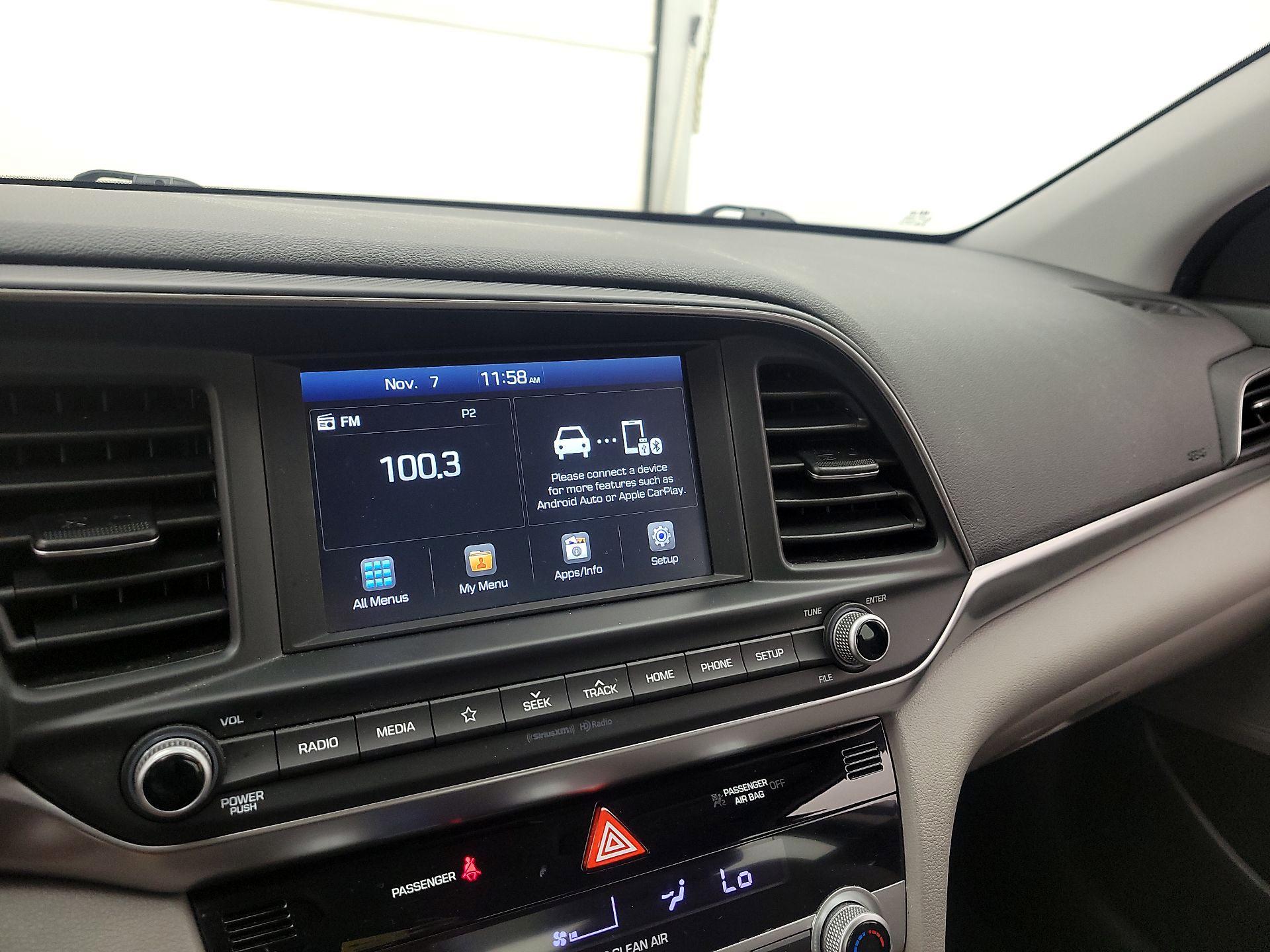 Thumbnail: 2020 Hyundai Elantra - 15