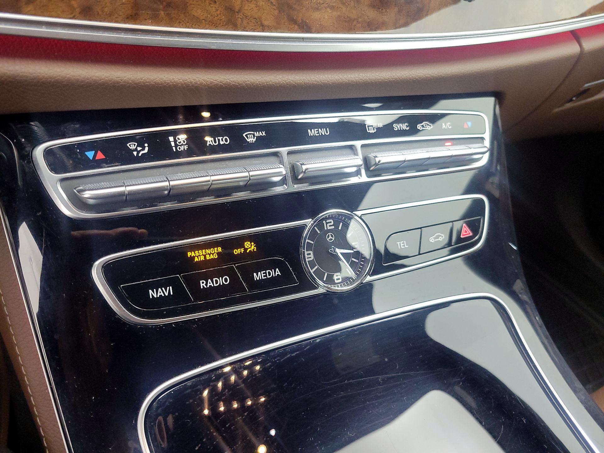 Thumbnail: 2017 Mercedes-Benz E-Class - 17