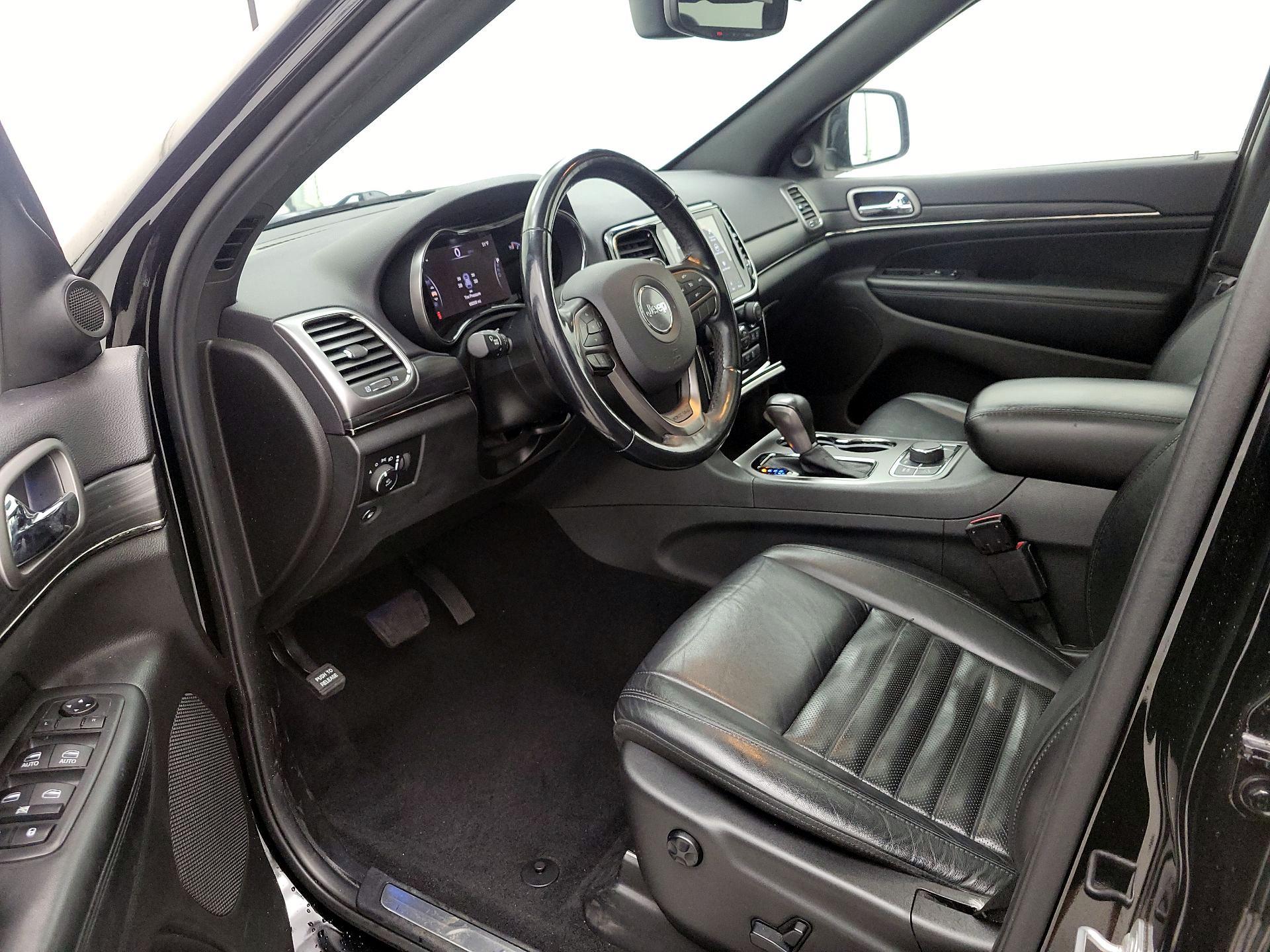 Thumbnail: 2019 Jeep Grand Cherokee - 11