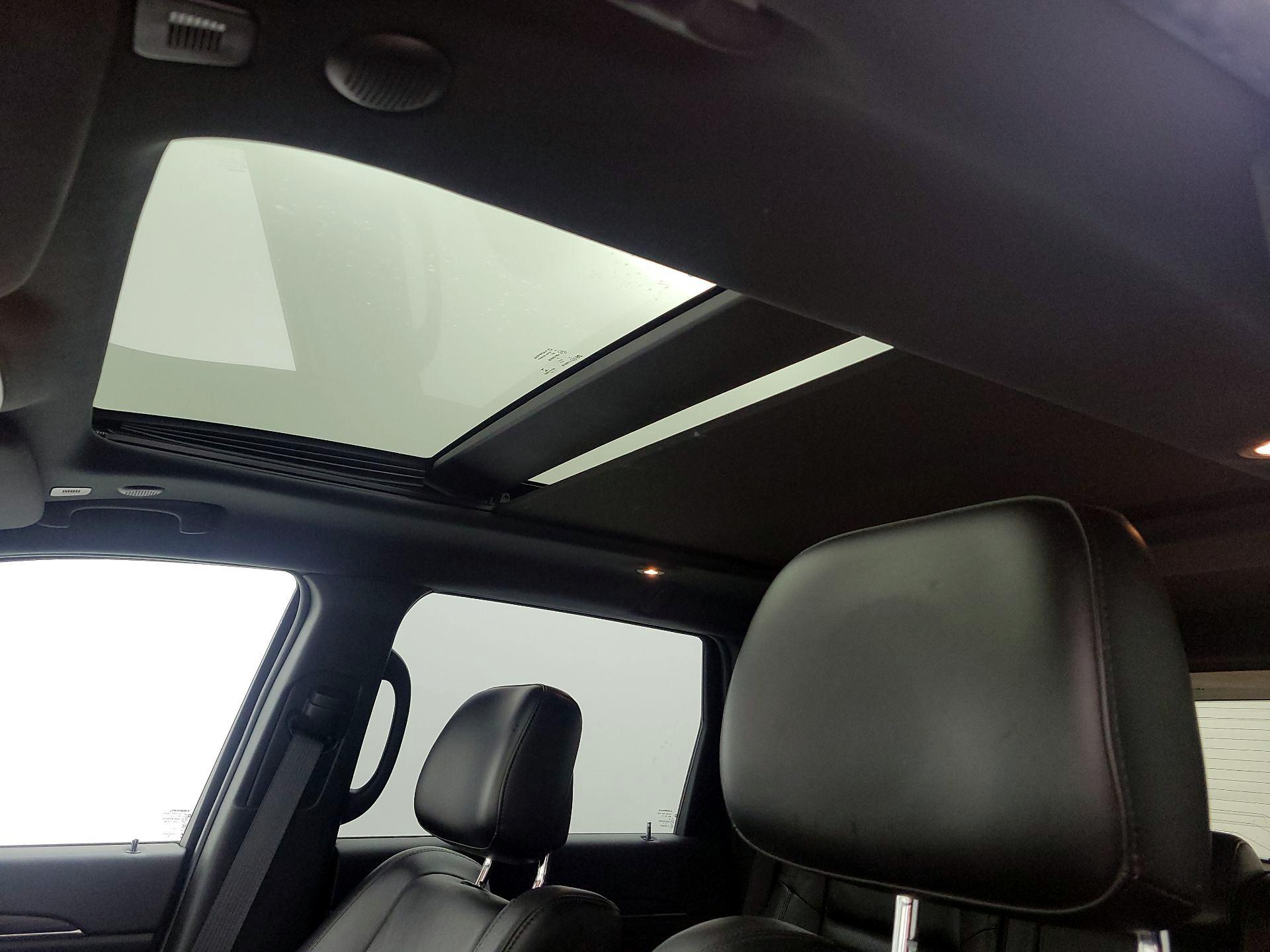 Thumbnail: 2019 Jeep Grand Cherokee - 19