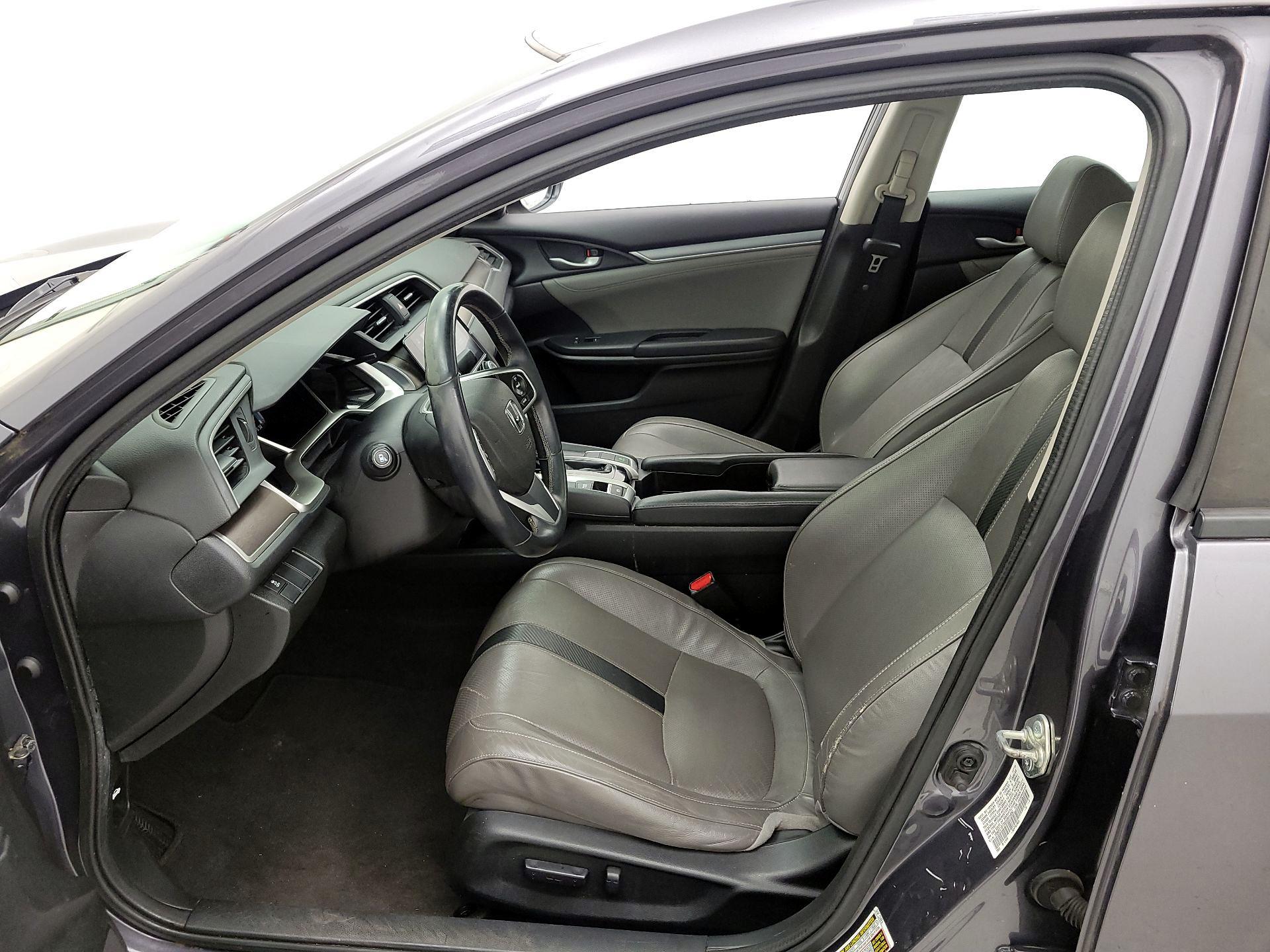 Thumbnail: 2016 Honda Civic - 11