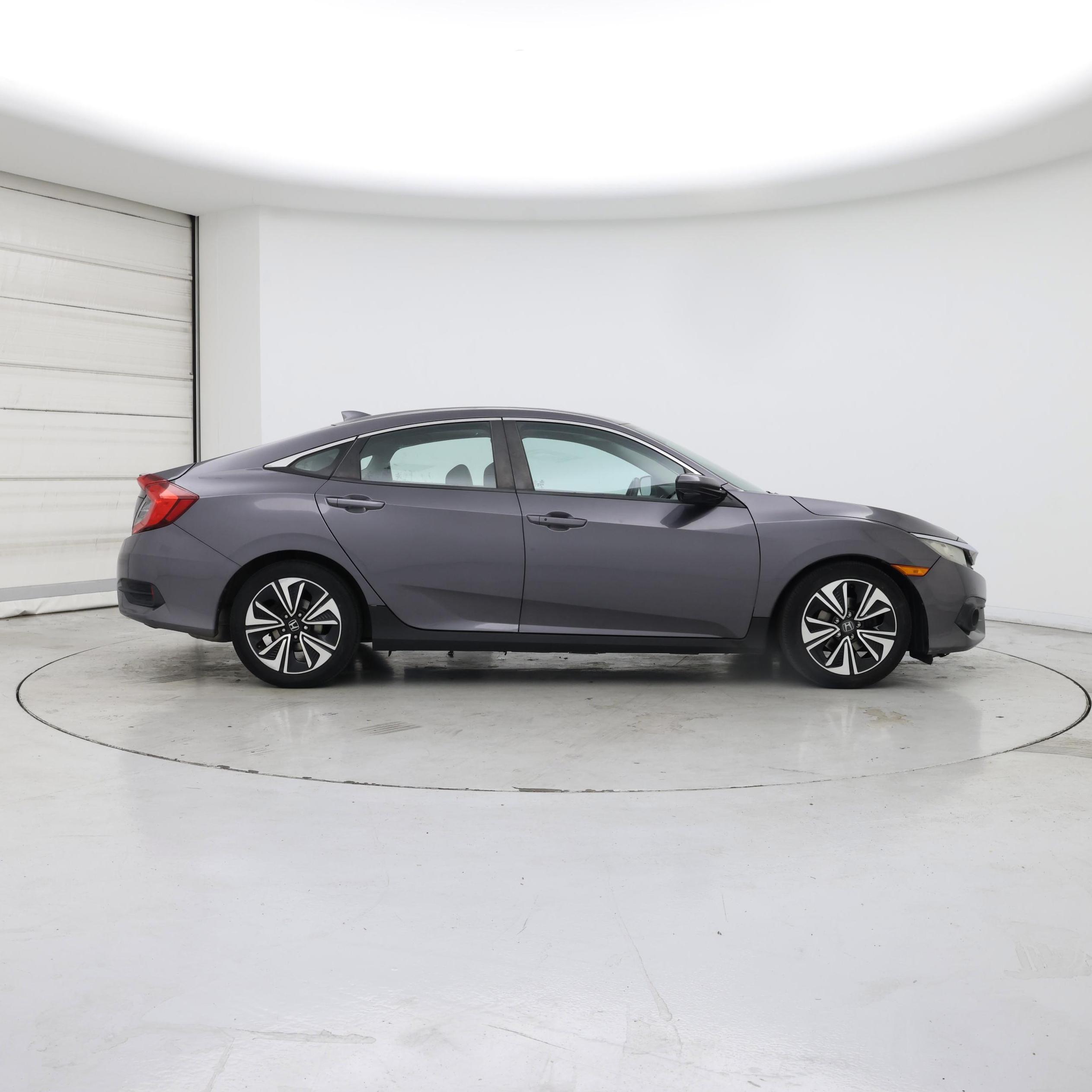 Thumbnail: 2016 Honda Civic - 7
