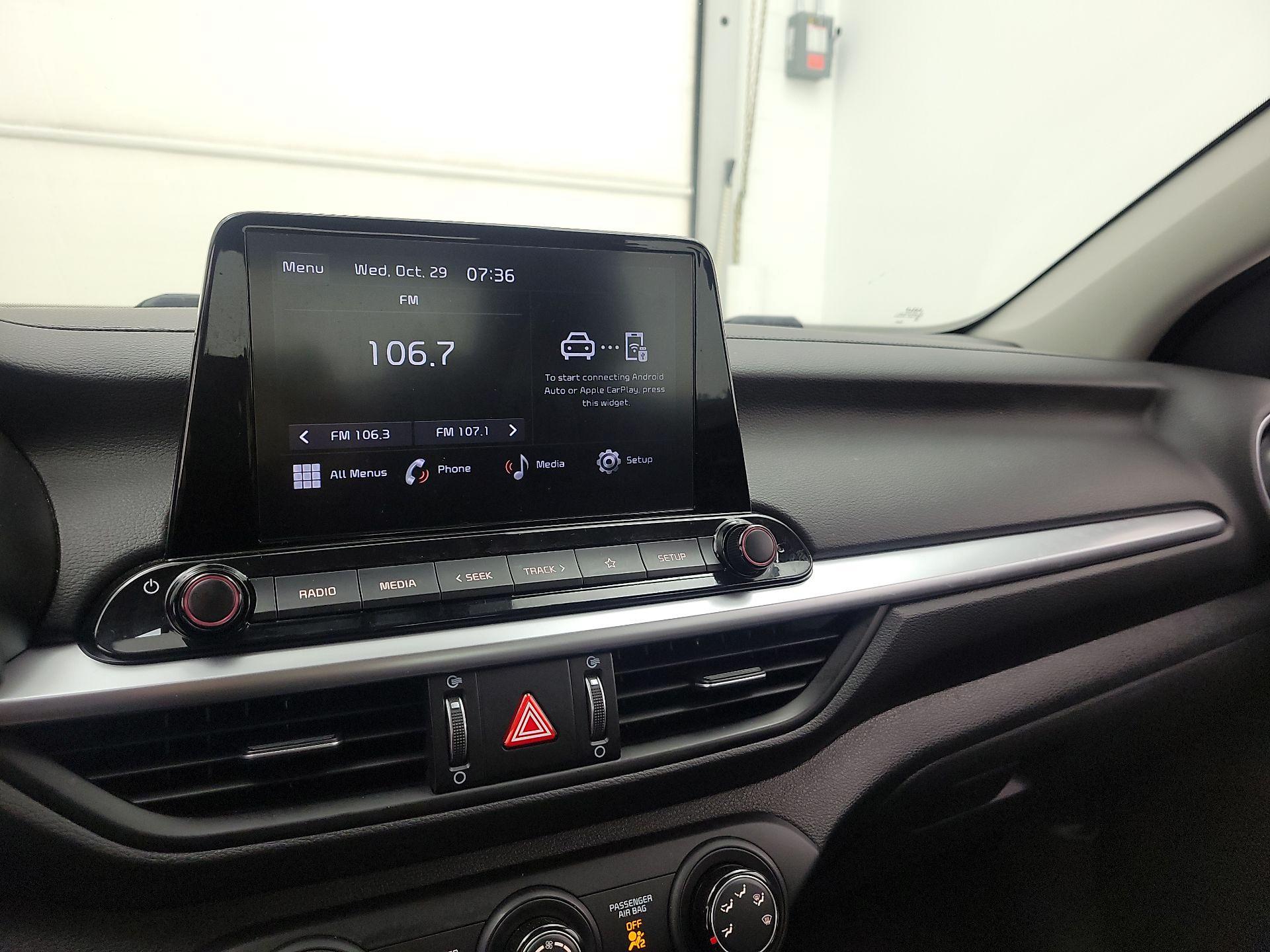 Thumbnail: 2023 Kia Forte - 15