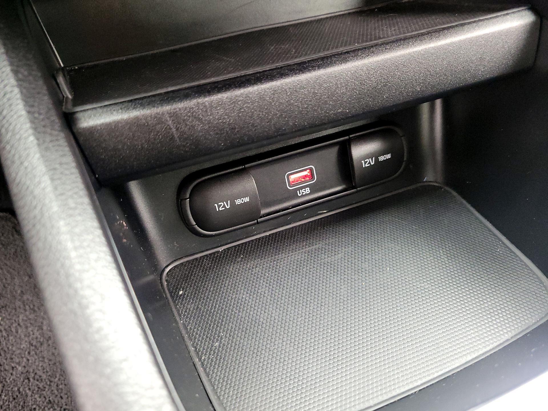 Thumbnail: 2023 Kia Forte - 18