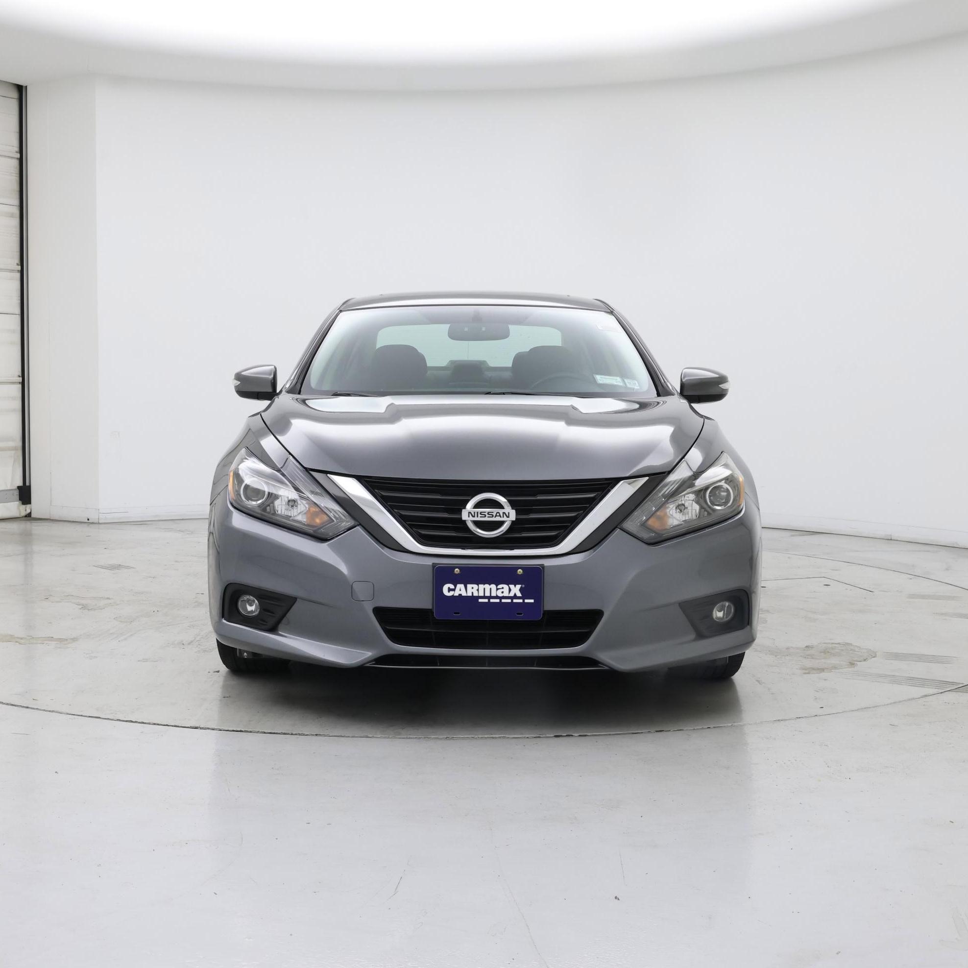 Thumbnail: 2016 Nissan Altima - 5