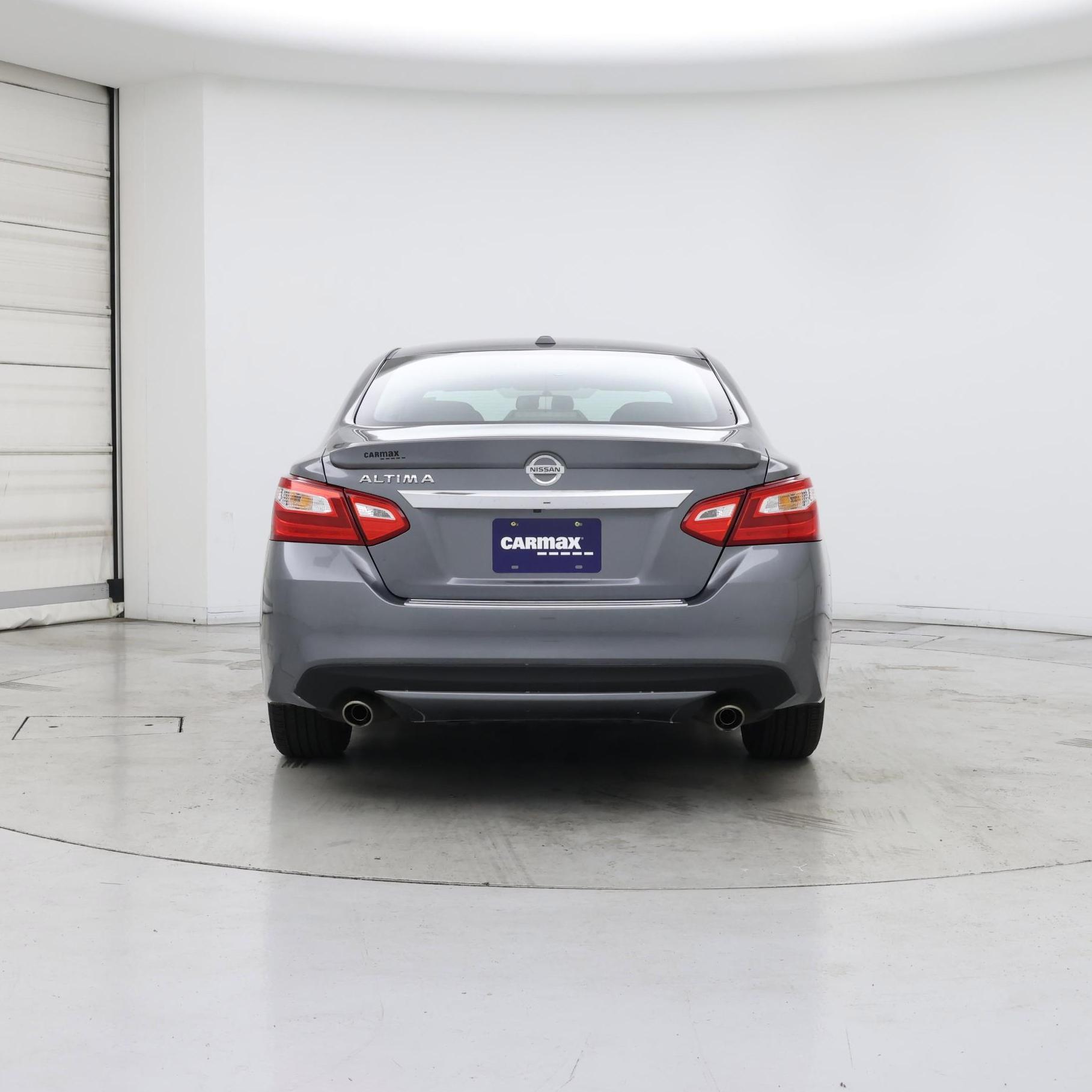 Thumbnail: 2016 Nissan Altima - 6