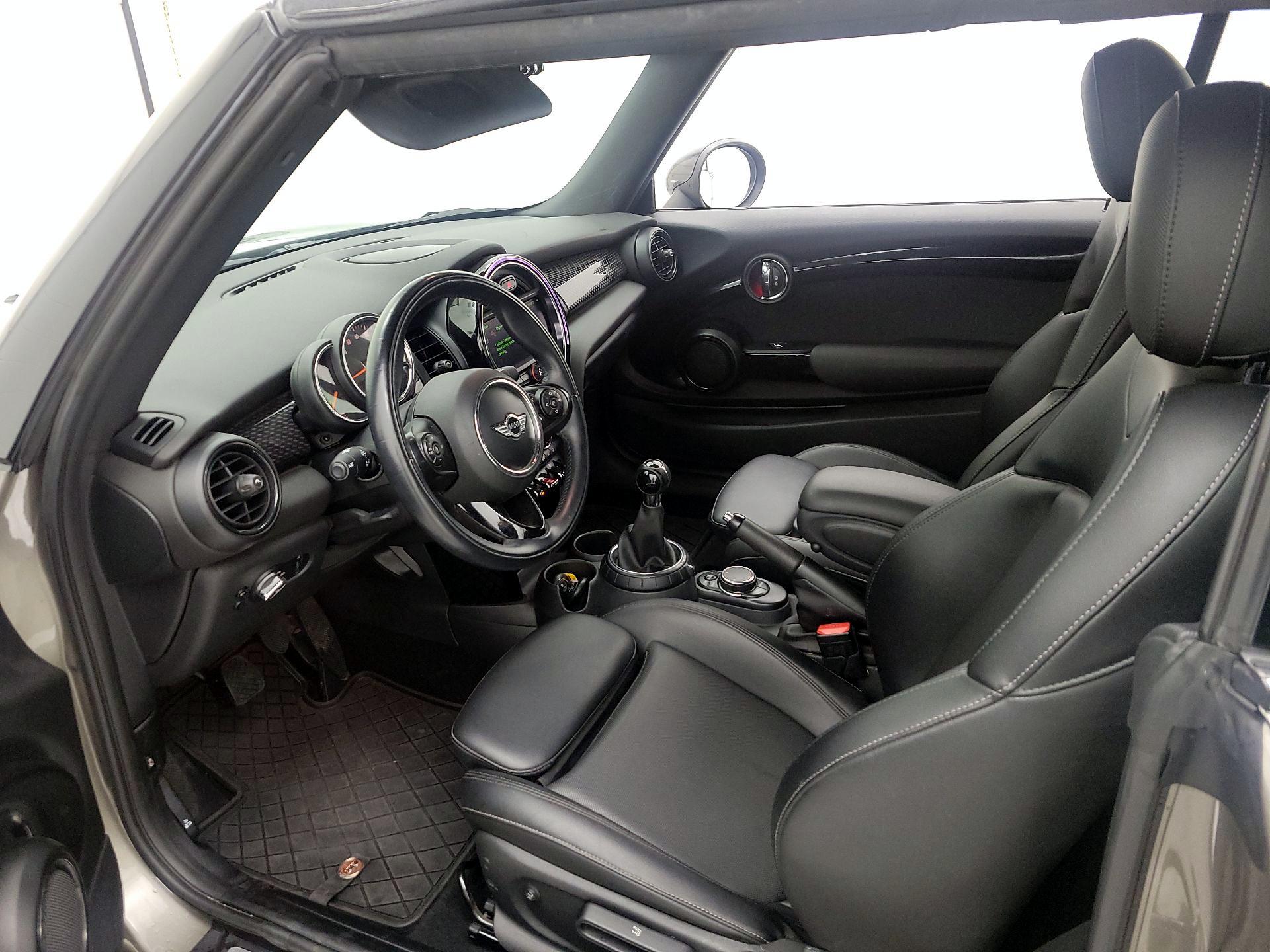 Thumbnail: 2016 MINI Cooper - 11