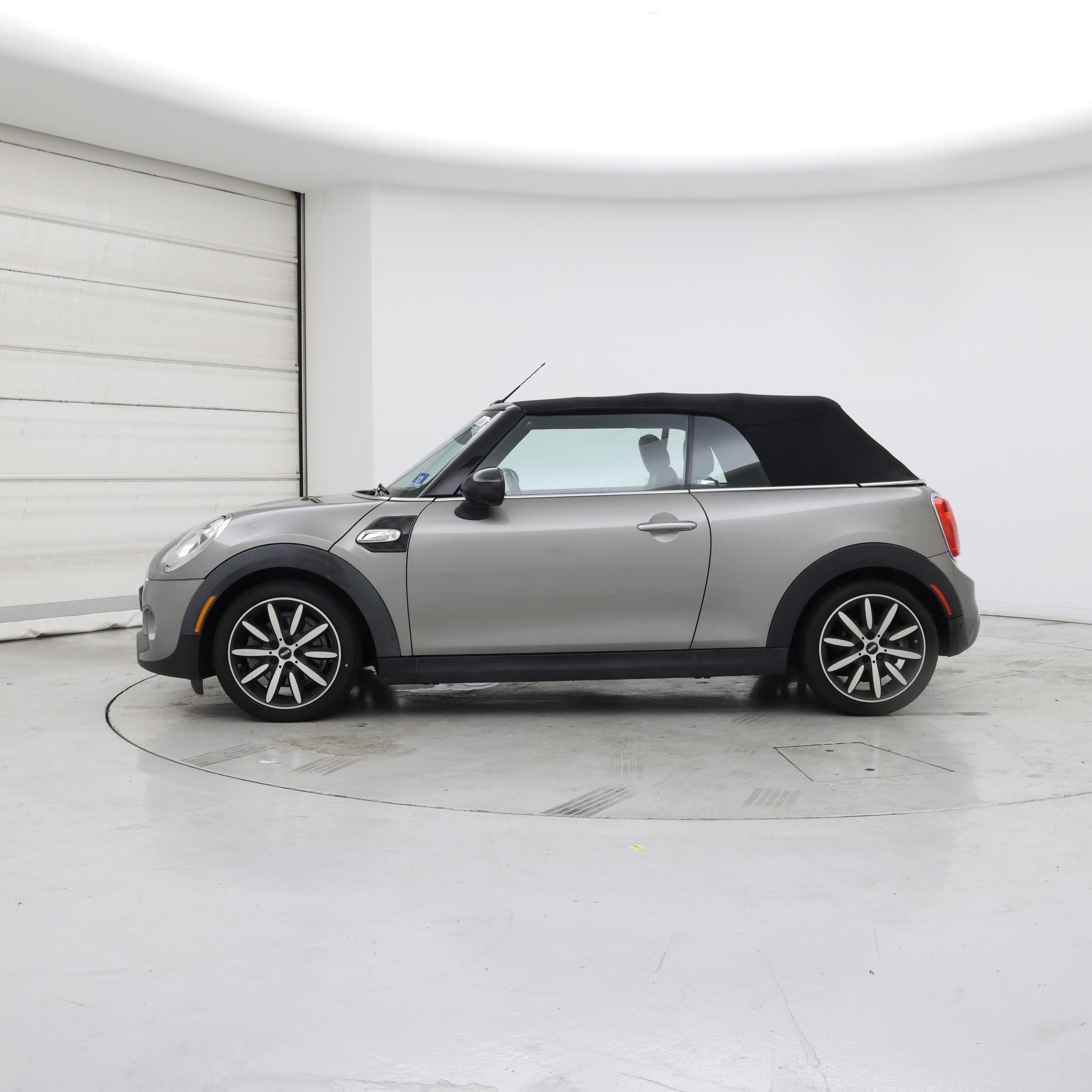 Thumbnail: 2016 MINI Cooper - 3