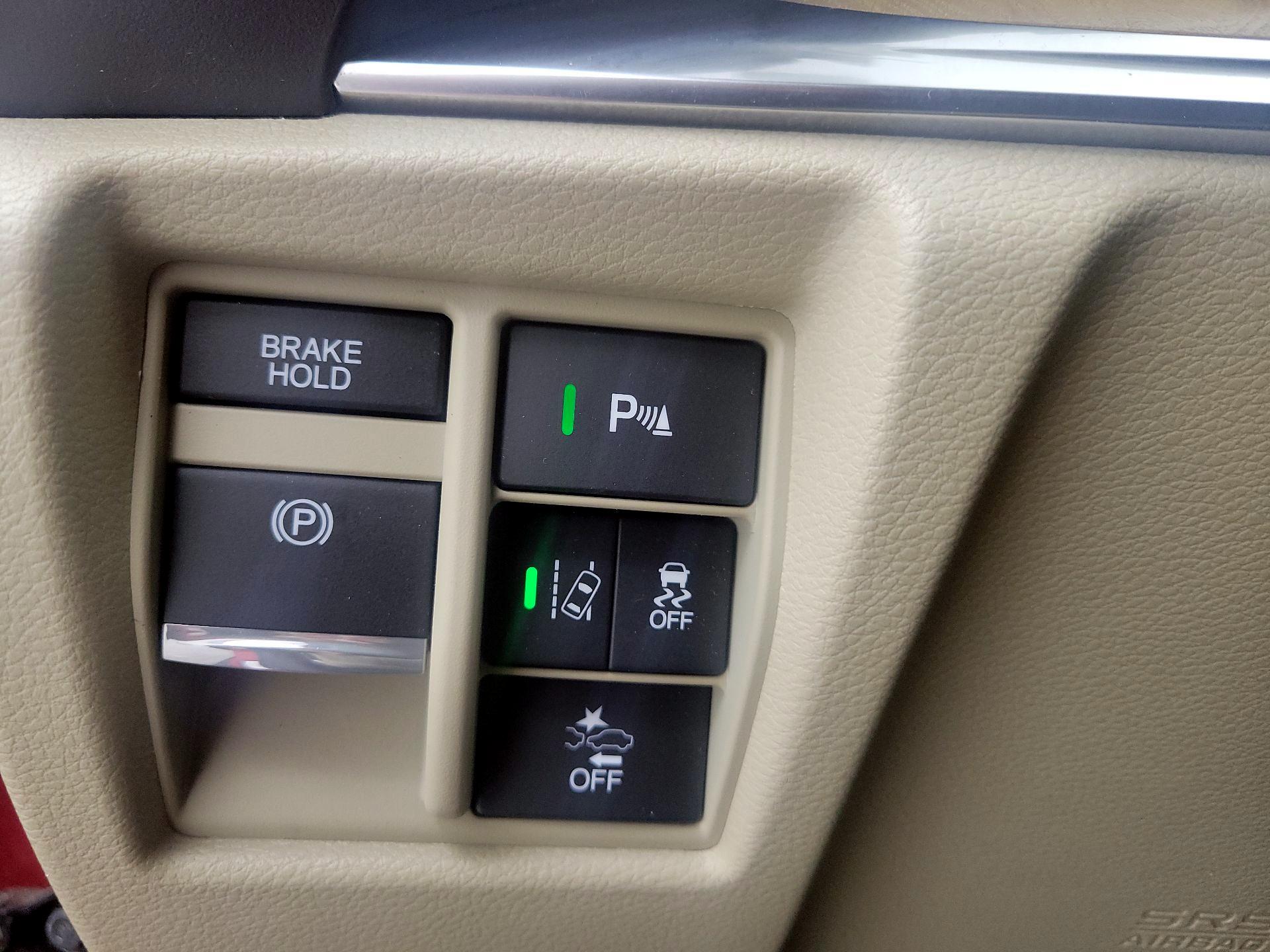 Thumbnail: 2020 Acura MDX - 13