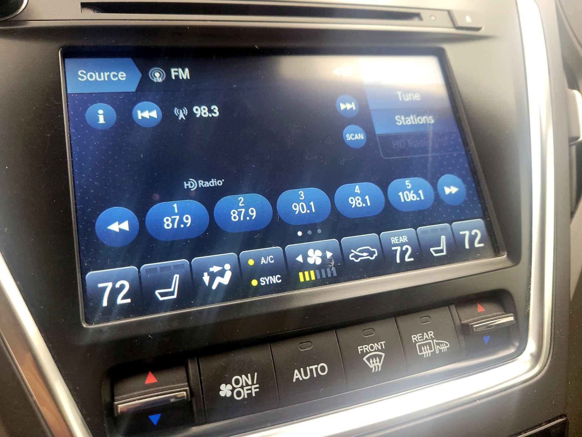 Thumbnail: 2020 Acura MDX - 15