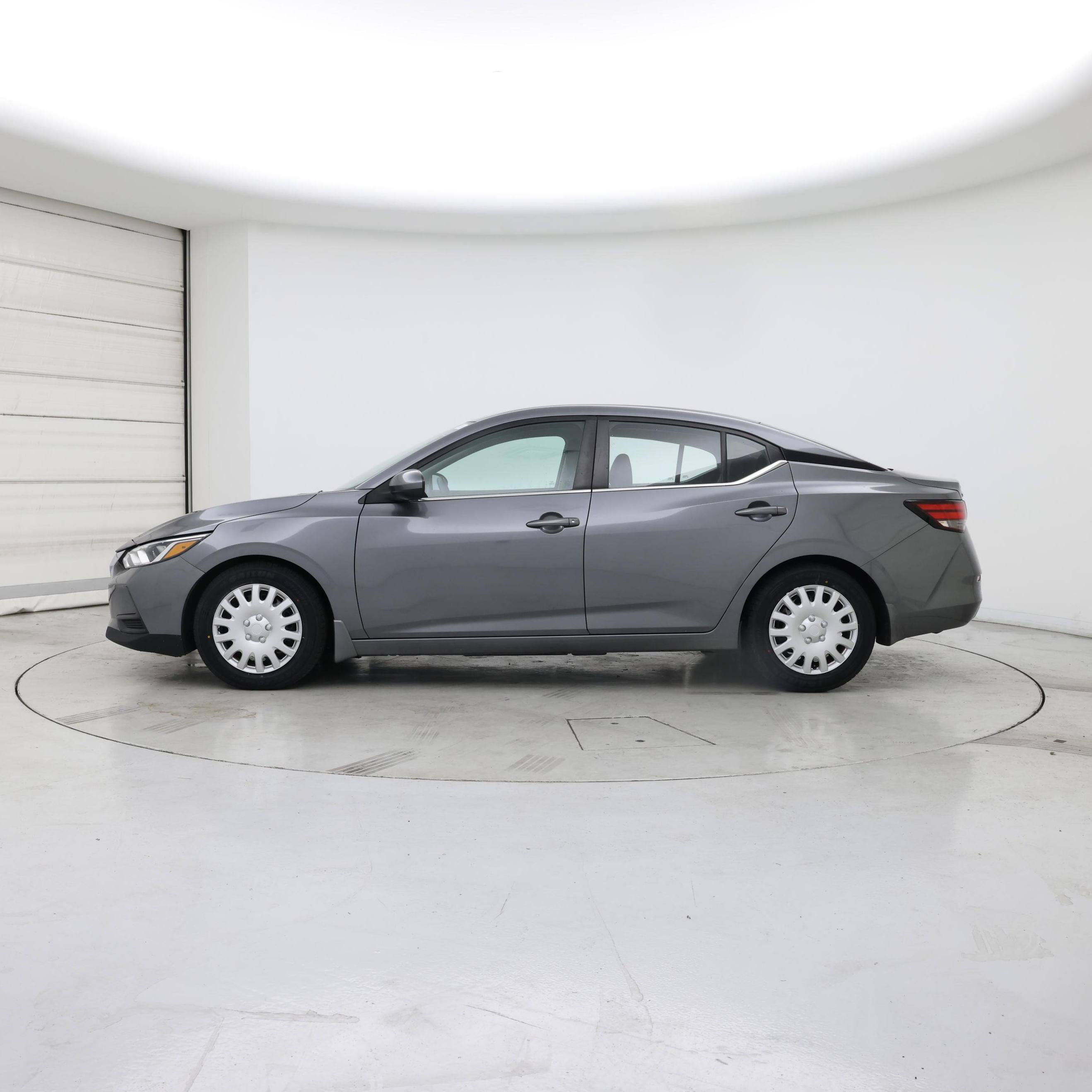 Thumbnail: 2021 Nissan Sentra - 3