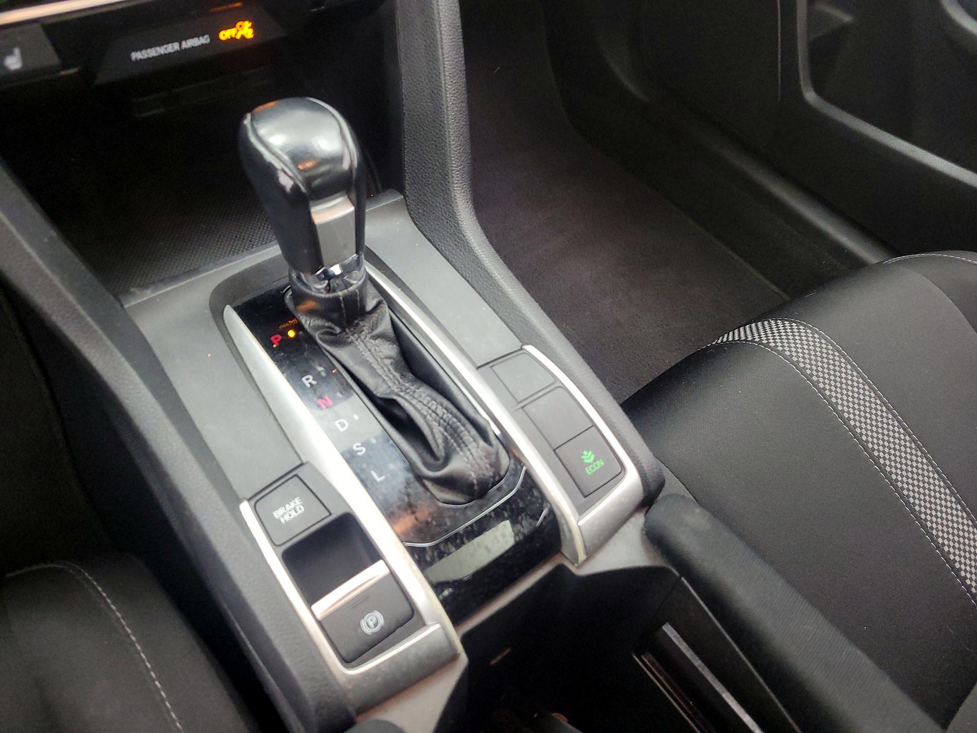 Thumbnail: 2019 Honda Civic - 17