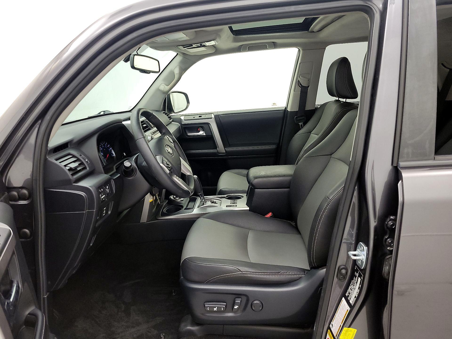 Thumbnail: 2018 Toyota 4Runner - 11